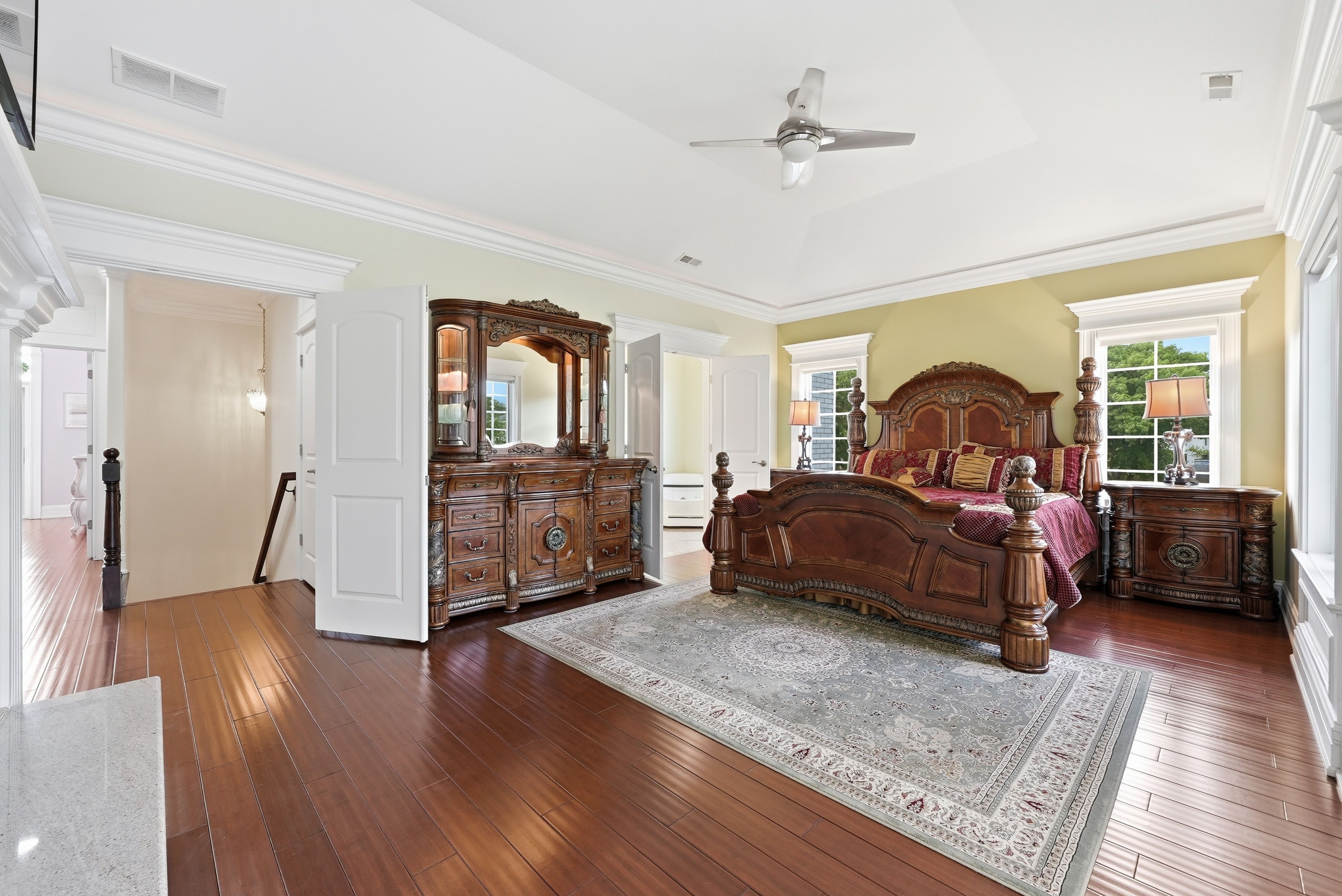  Perfectly Positioned in the Prestigious Golfview Hills Community of Hinsdale - 物件實景