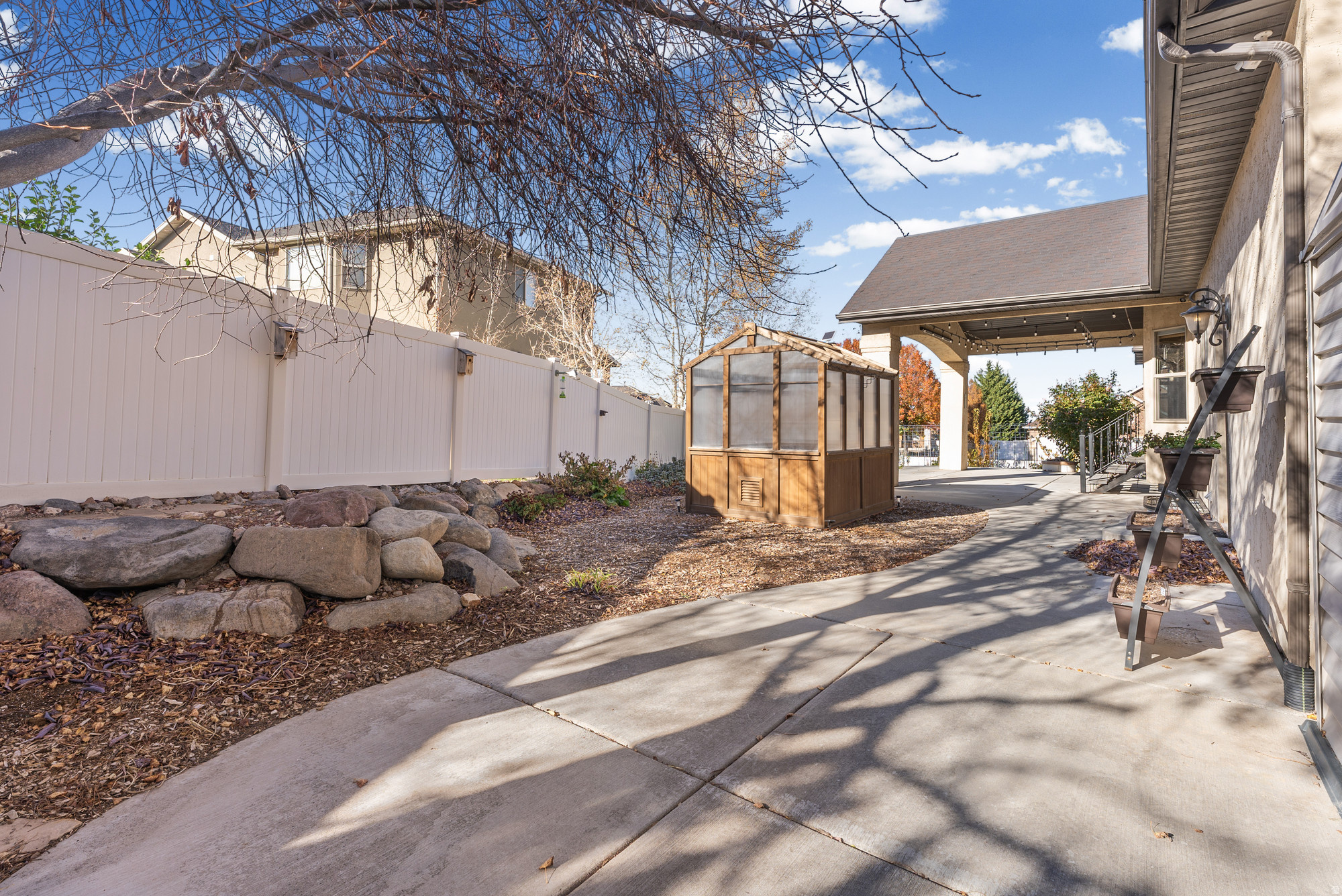 Herriman, Utah, 84096, United States, 3 Bedrooms Bedrooms, ,5 BathroomsBathrooms,Residential,For Sale,1991889