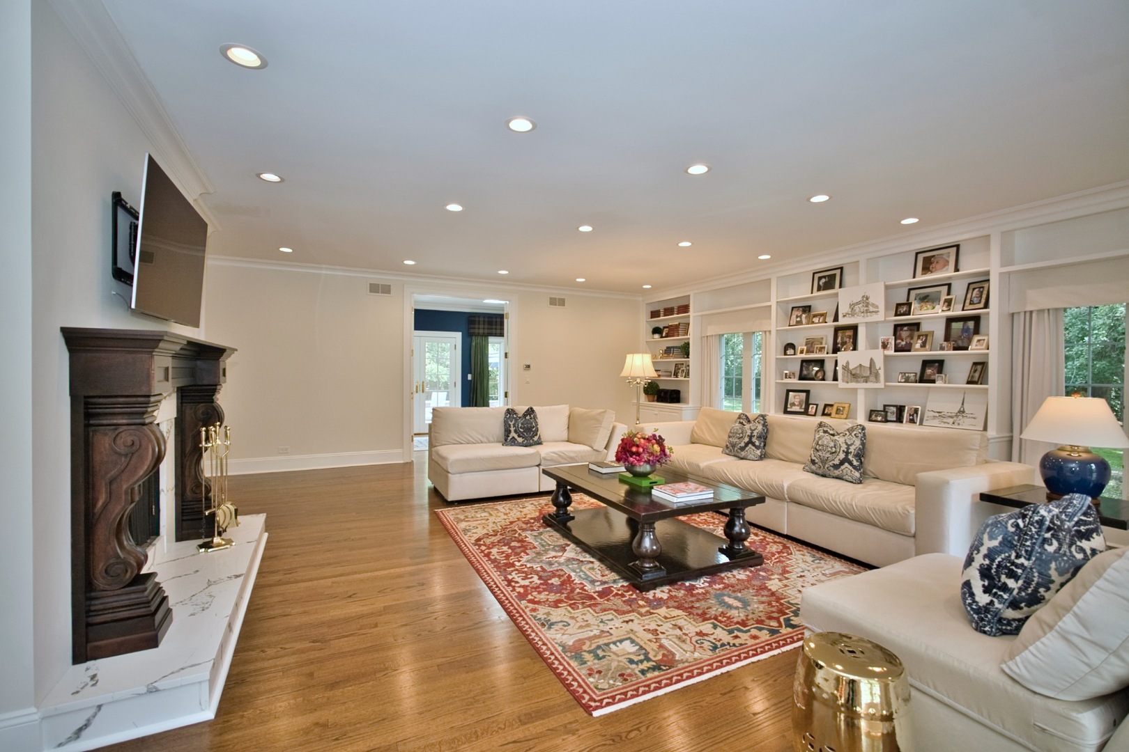 Lake Forest, Illinois, 60045, United States, 4 Bedrooms Bedrooms, ,5 BathroomsBathrooms,Residential,For Sale,2038354