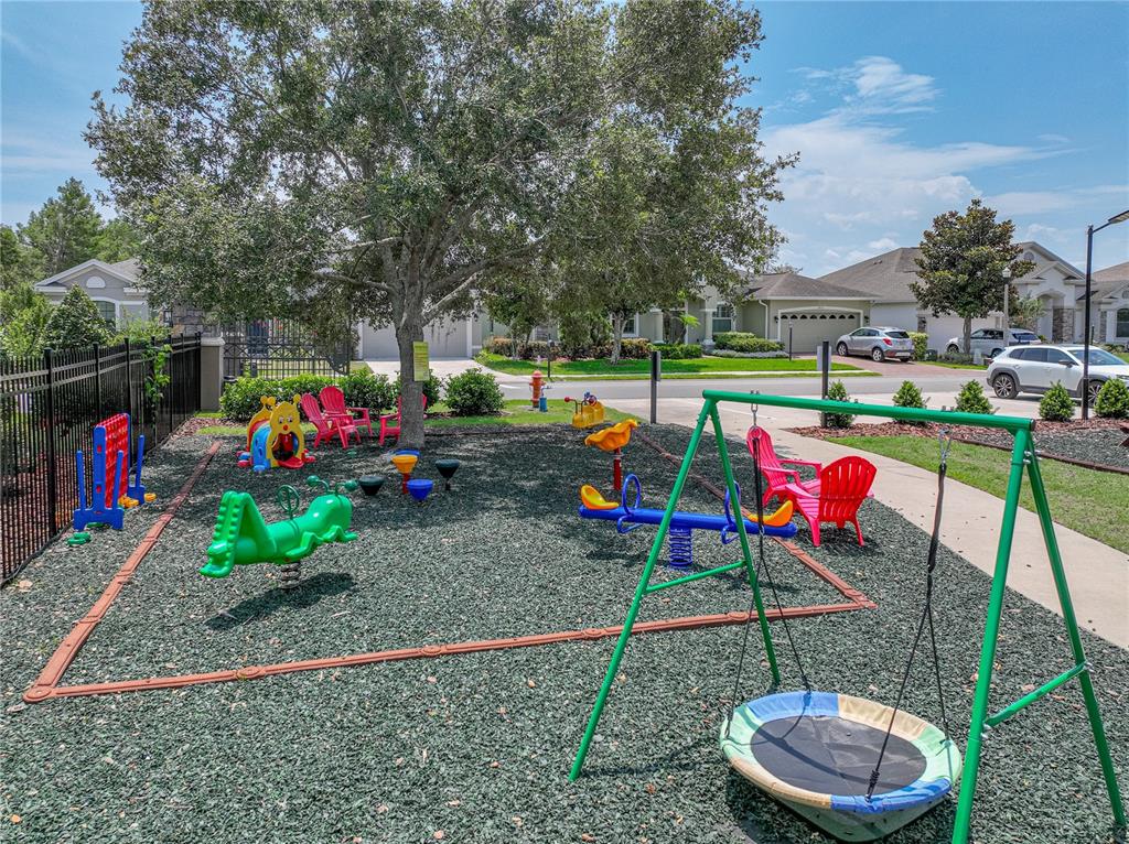 Lakeland, Florida, 33813, United States, 4 Bedrooms Bedrooms, ,3 BathroomsBathrooms,Residential,For Sale,1829235