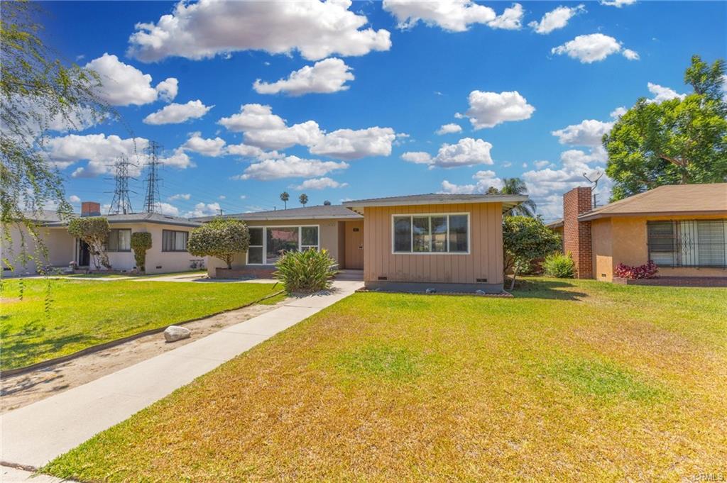 Compton, California, 90221, United States, 3 Bedrooms Bedrooms, ,2 BathroomsBathrooms,Residential,For Sale,1922771