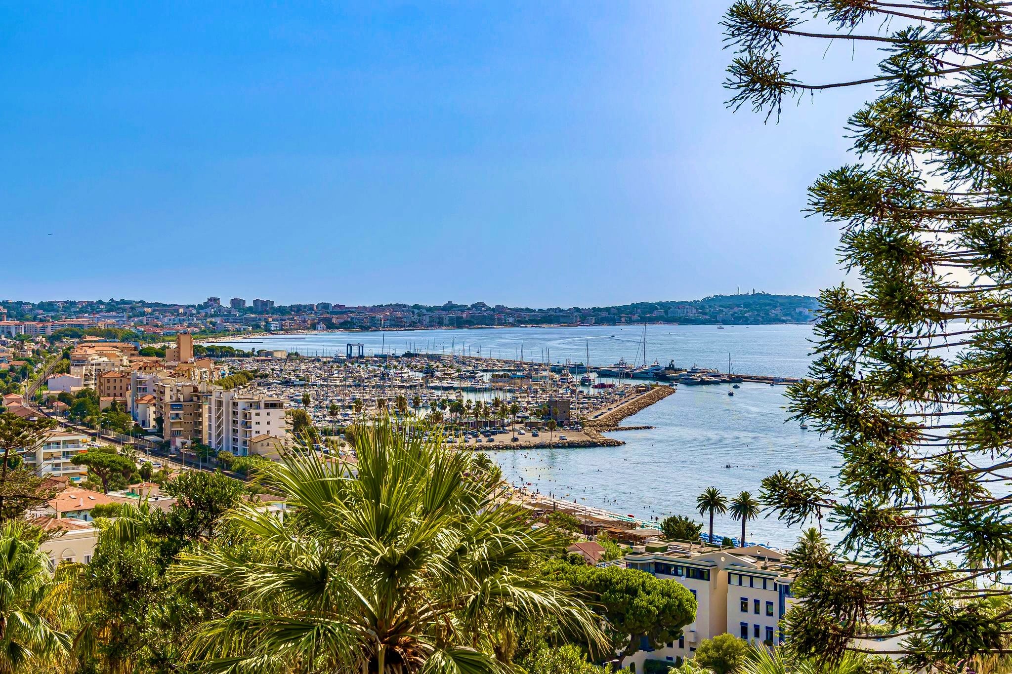  Panoramic Sea View – Elegant Renovated Three-Bedroom Apartment in a Prestigious… - 物件實景