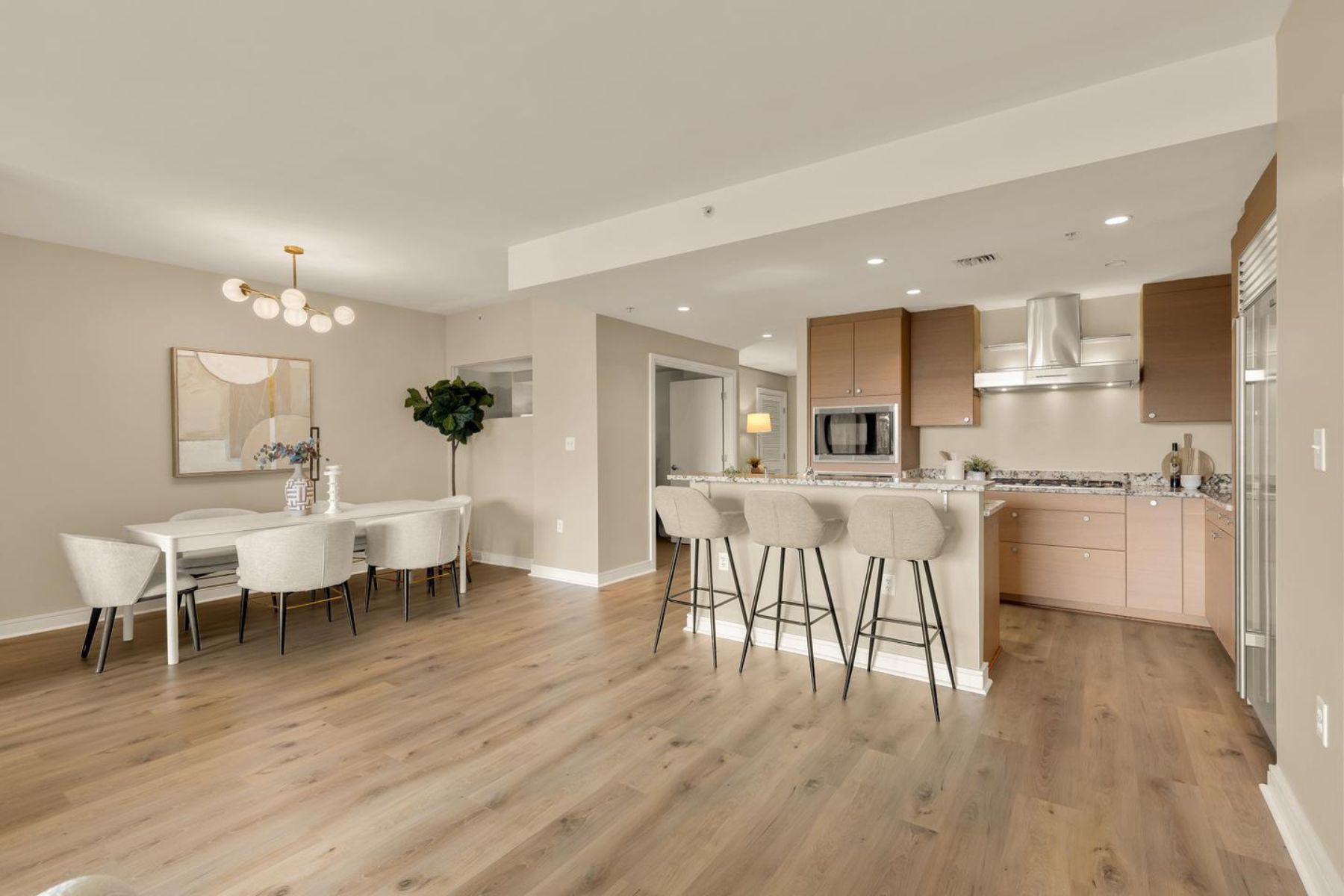  6820 Wisconsin Avenue, Bethesda, MD, 20814 - 物件實景