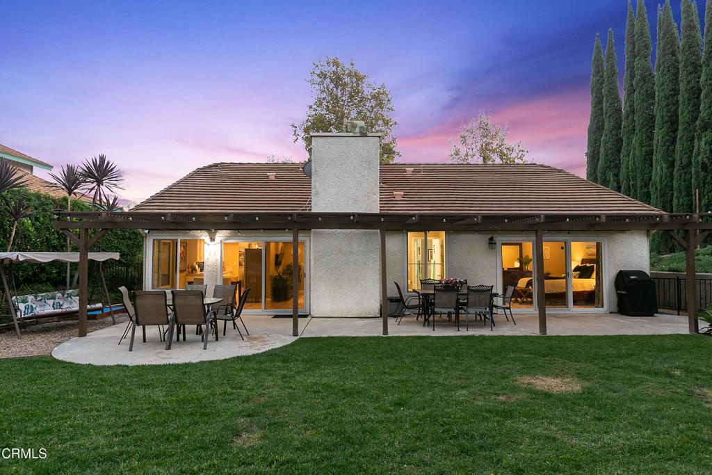 Thousand Oaks, California, 91362, United States, 4 Bedrooms Bedrooms, ,2 BathroomsBathrooms,Residential,For Sale,1988089