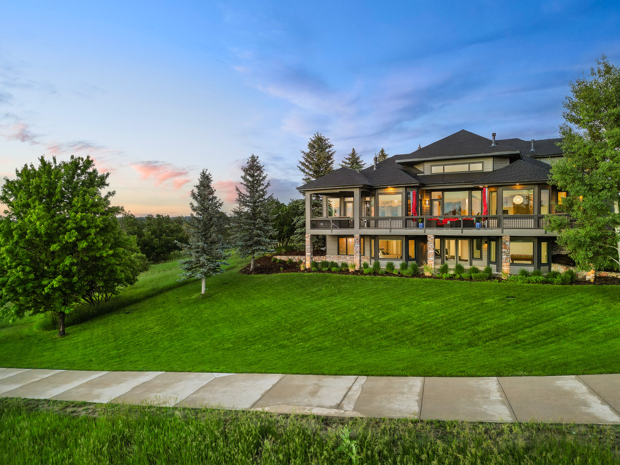  Backing to open space on a private 1.67-acre homesite - 物件實景