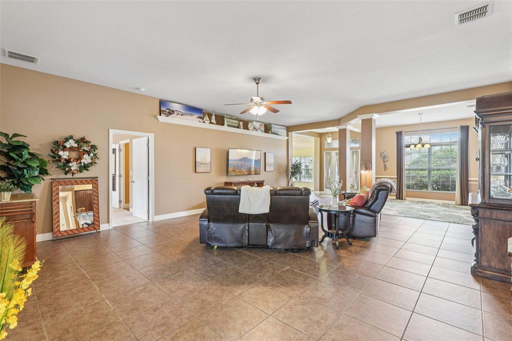 Clermont, Florida, 34715, United States, 4 Bedrooms Bedrooms, ,3 BathroomsBathrooms,Residential,For Sale,1896059
