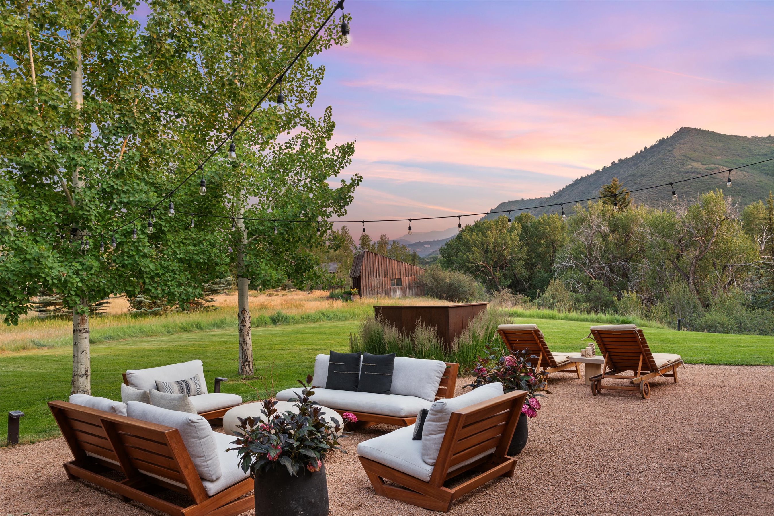  Designed for the Roaring Fork River  57 Liberty Lane, Woody Creek - 物件實景