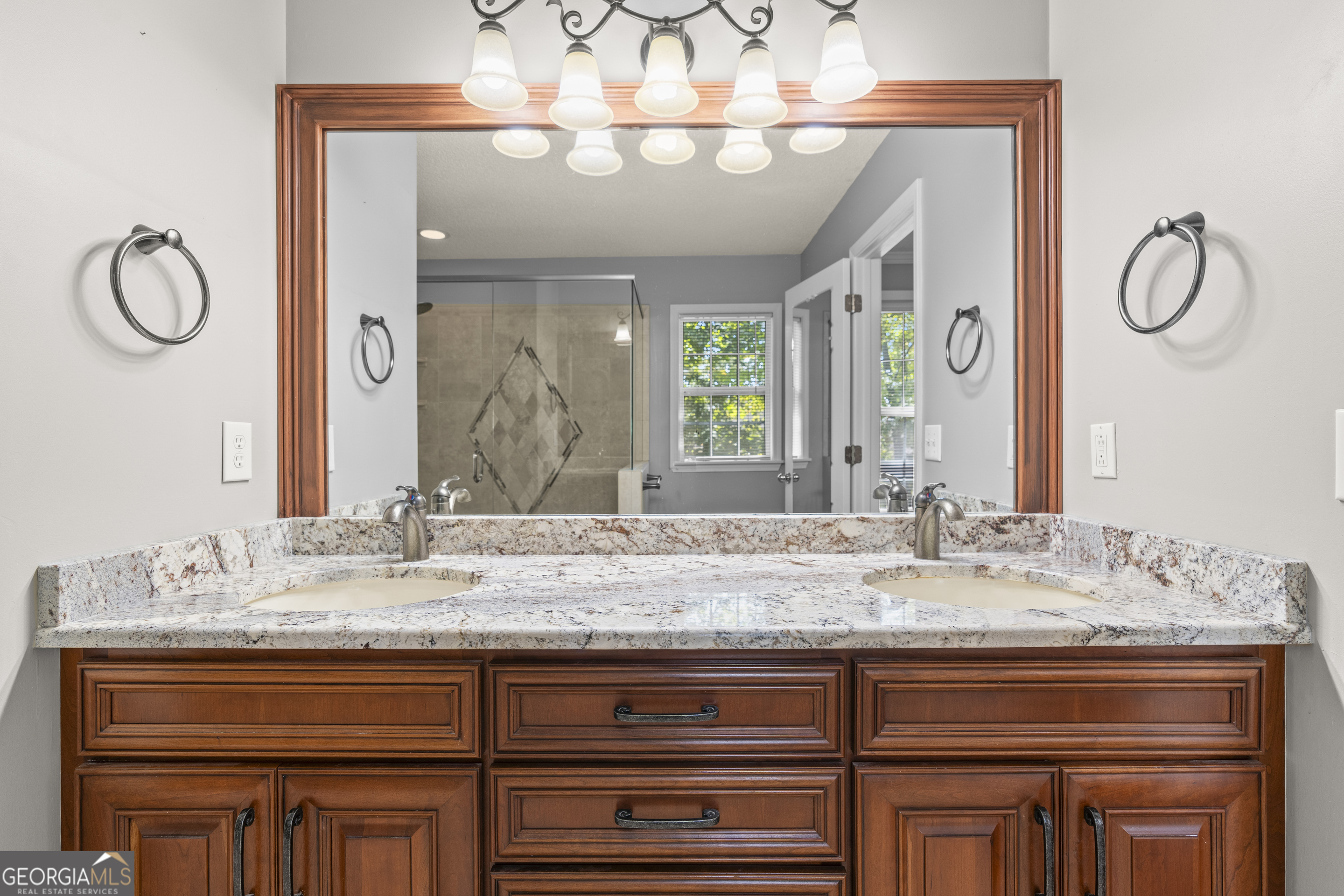 Sharpsburg, Georgia, 30277, United States, 3 Bedrooms Bedrooms, ,3 BathroomsBathrooms,Residential,For Sale,1955891