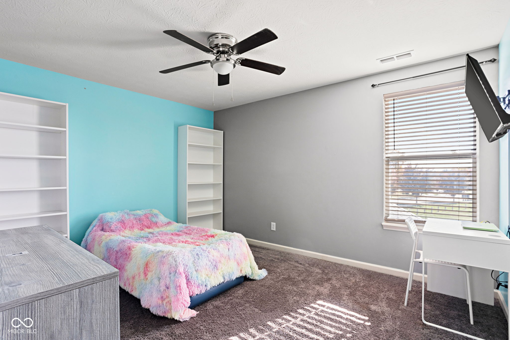 Noblesville, Indiana, 46062, United States, 6 Bedrooms Bedrooms, ,4 BathroomsBathrooms,Residential,For Sale,1987337