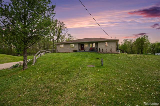 Iosco Twp, Michigan, 48843, United States, 4 Bedrooms Bedrooms, ,4 BathroomsBathrooms,Residential,For Sale,1980571