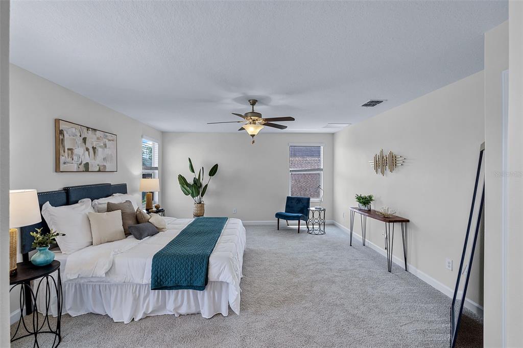 Land O Lakes, Florida, 34639, United States, 5 Bedrooms Bedrooms, ,3 BathroomsBathrooms,Residential,For Sale,1932584