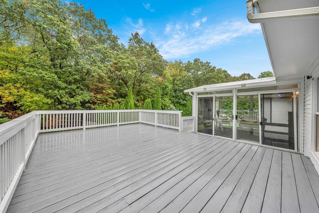 Mansfield, Massachusetts, 02048, United States, 4 Bedrooms Bedrooms, ,3 BathroomsBathrooms,Residential,For Sale,2009096