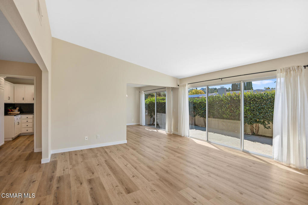 Westlake Village, California, 91361, United States, 3 Bedrooms Bedrooms, ,2 BathroomsBathrooms,Residential,For Sale,1989319