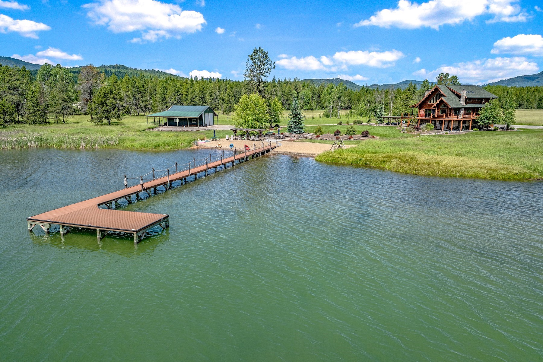  Camp Peine Waterfront Estate - 物件實景