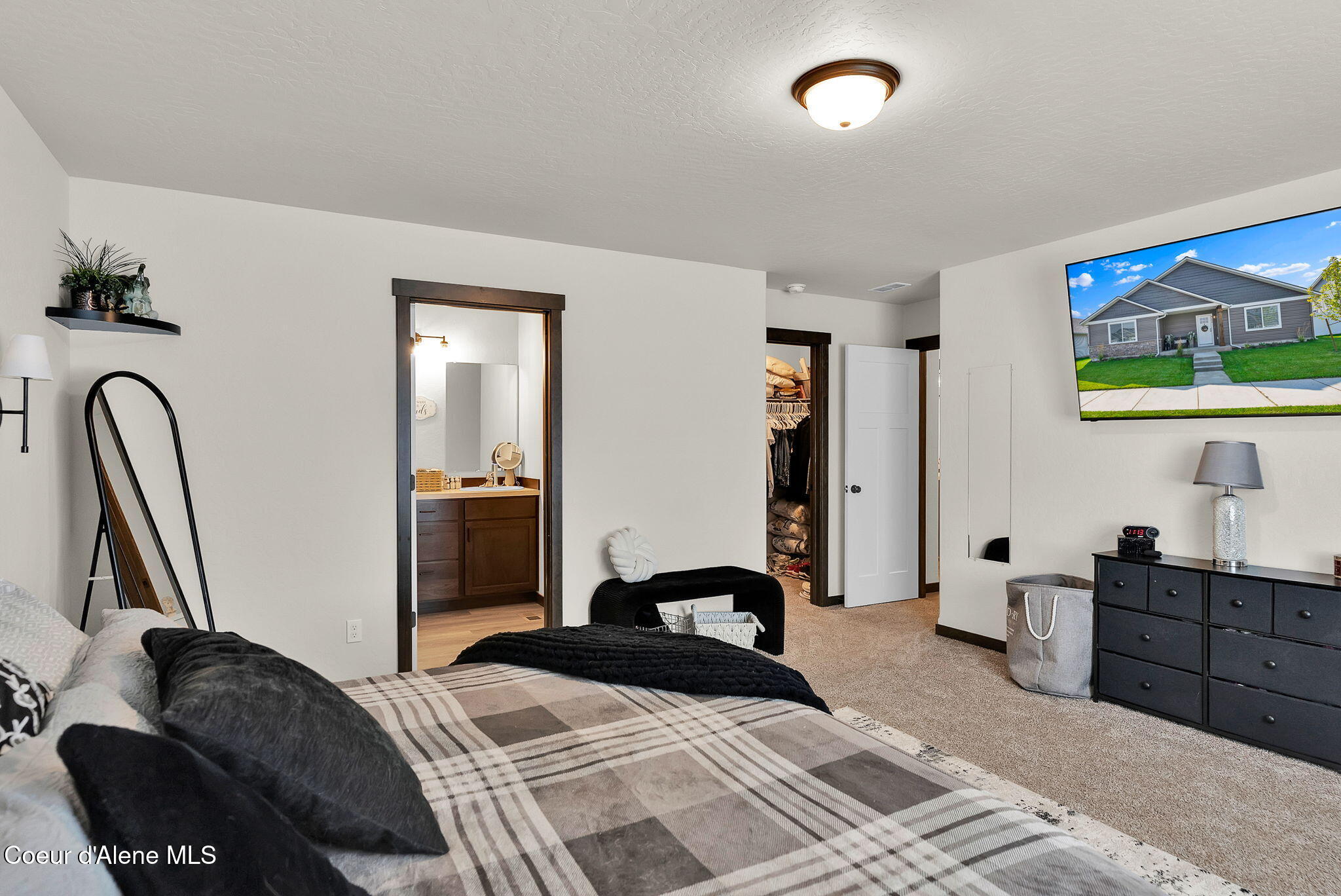 Rathdrum, Idaho, 83858, United States, 3 Bedrooms Bedrooms, ,Residential,For Sale,1942249