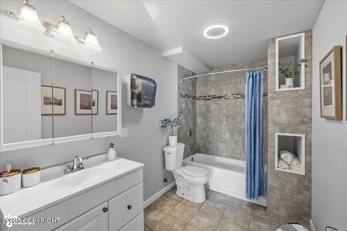 Soldotna, Alaska, 99669, United States, 4 Bedrooms Bedrooms, ,3 BathroomsBathrooms,Residential,For Sale,1982320