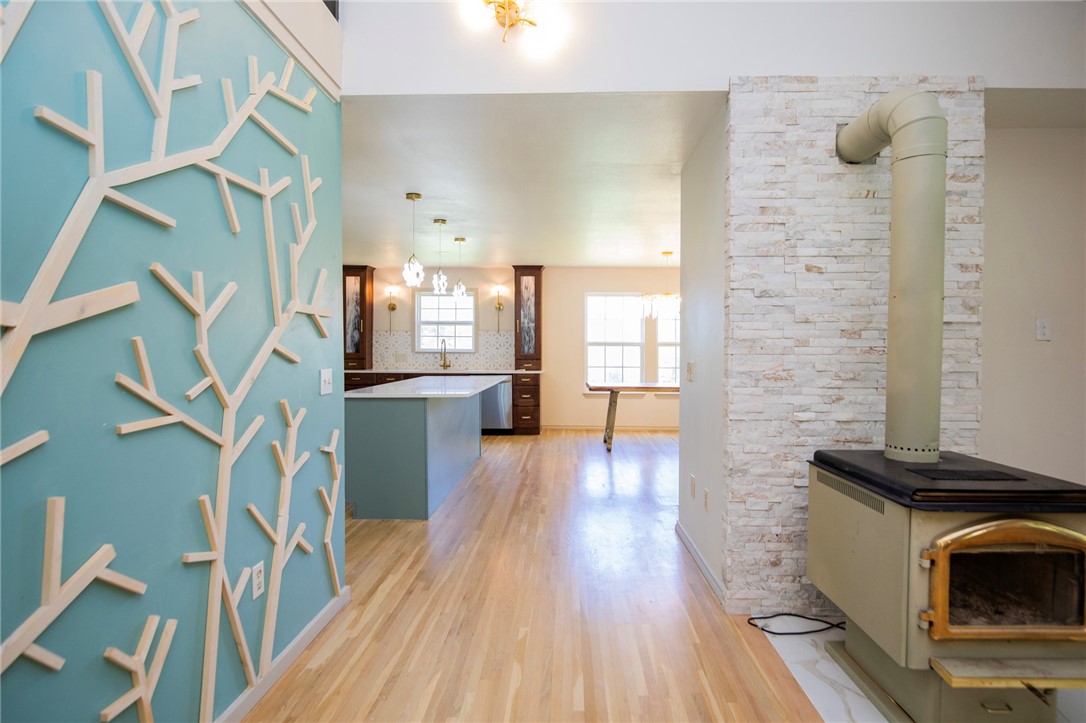 Siloam Springs, Arkansas, 72761, United States, 6 Bedrooms Bedrooms, ,4 BathroomsBathrooms,Residential,For Sale,1906870