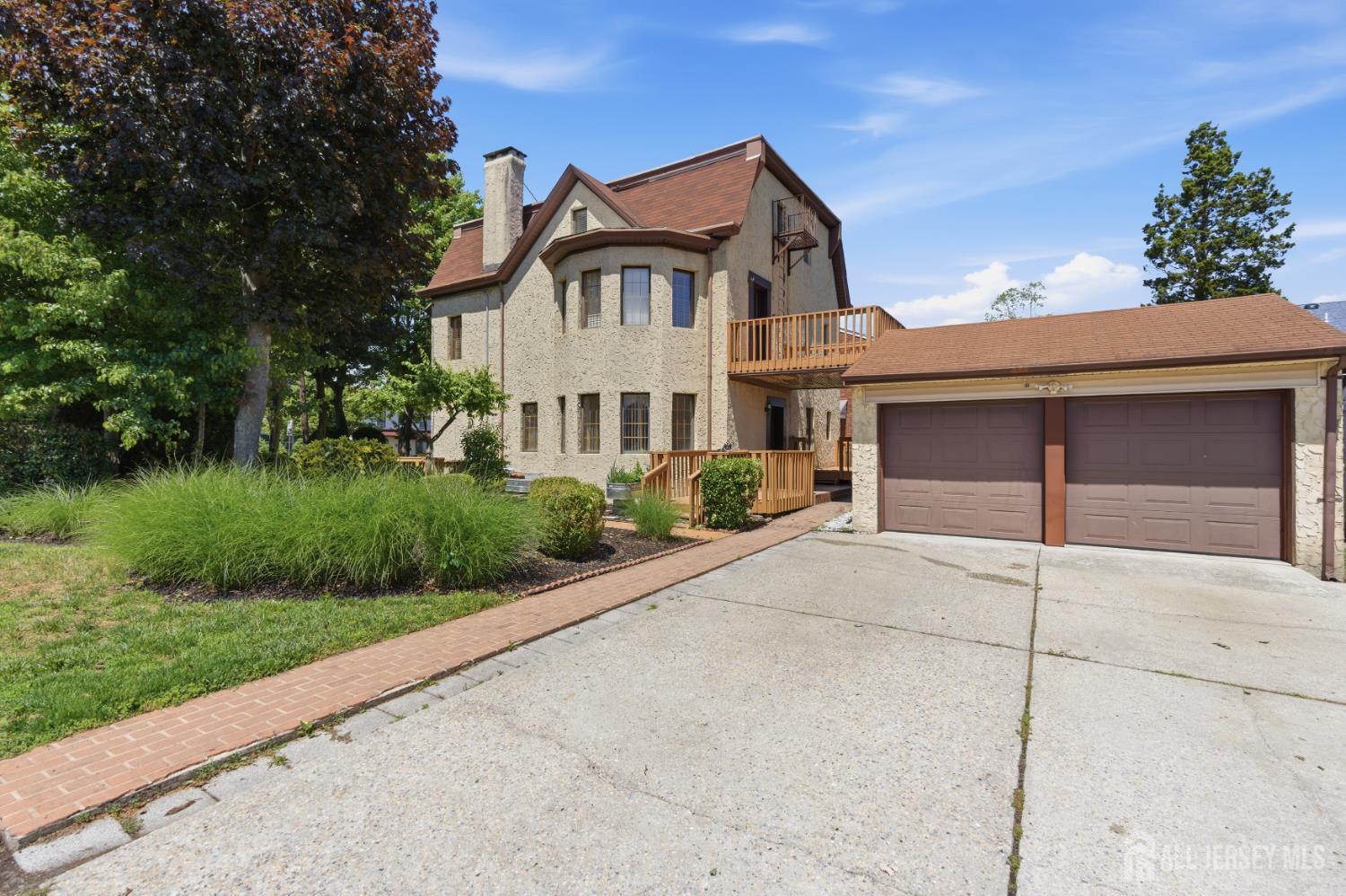 South Amboy, New Jersey, 08879, United States, 3 Bedrooms Bedrooms, ,3 BathroomsBathrooms,Residential,For Sale,2049117