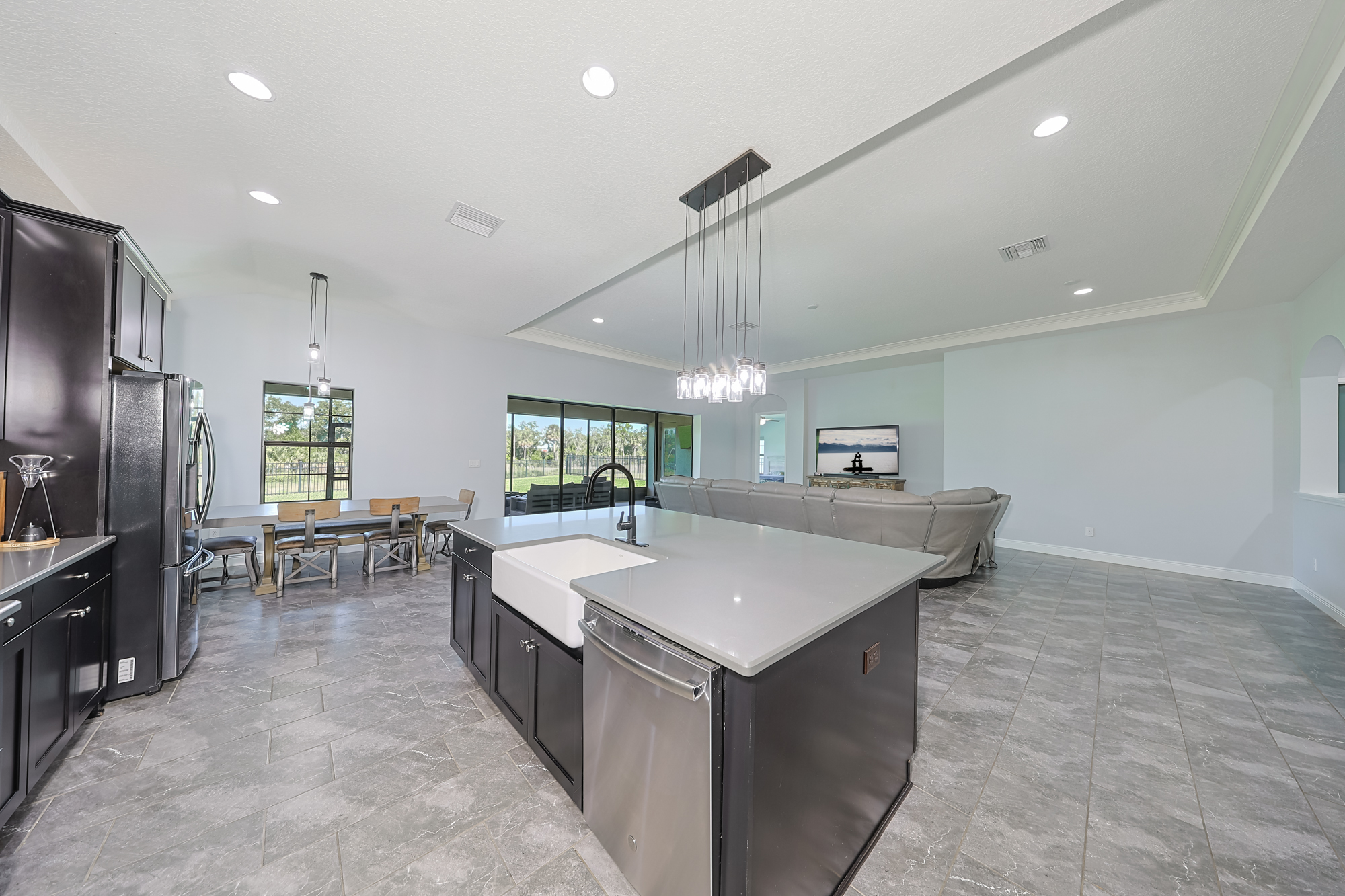 Apollo Beach, Florida, 33572, United States, 4 Bedrooms Bedrooms, ,3 BathroomsBathrooms,Residential,For Sale,1990222