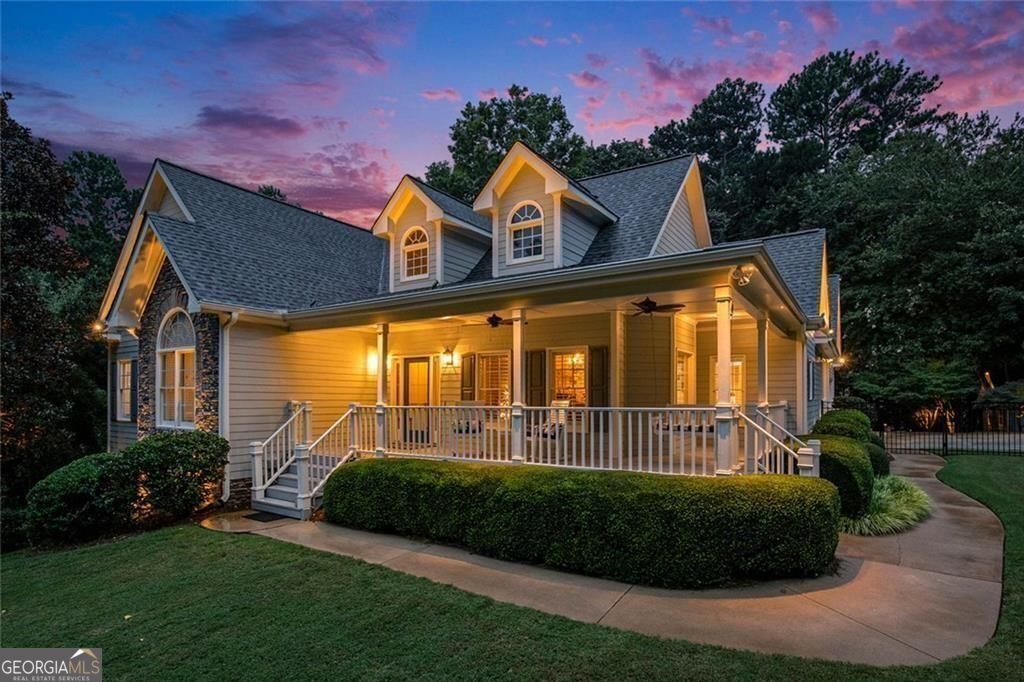 Cumming, Georgia, 30041, United States, 4 Bedrooms Bedrooms, ,4 BathroomsBathrooms,Residential,For Sale,1929935