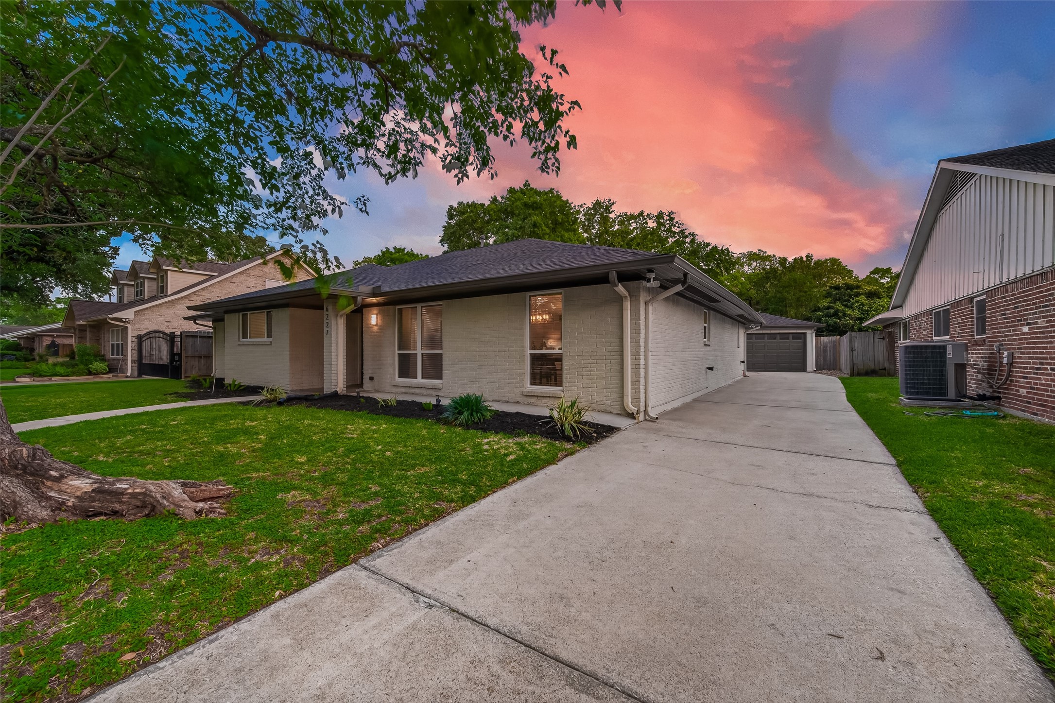  6227 Yarwell Drive - 物件實景