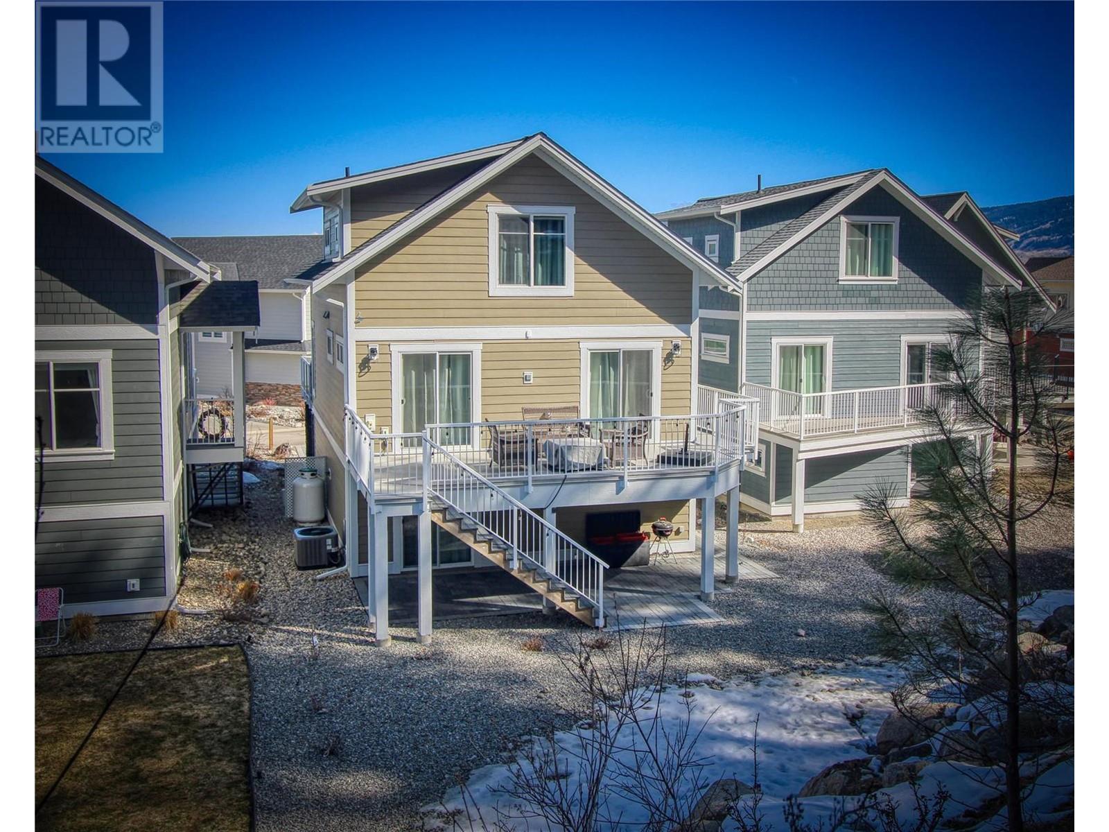 KELOWNA, British Columbia, V1Z 3R8, CA, 3 Bedrooms Bedrooms, ,3 BathroomsBathrooms,Residential,For Sale,1951197