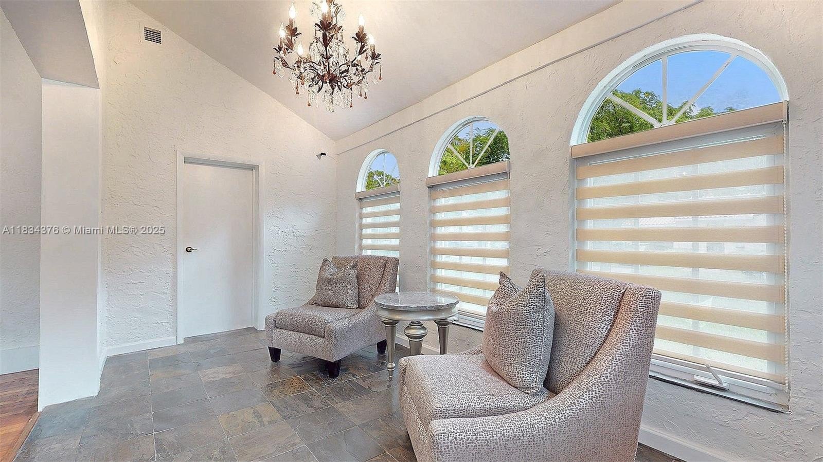 Coral Gables, Florida, 33134, United States, 2 Bedrooms Bedrooms, ,2 BathroomsBathrooms,Residential,For Sale,1989880