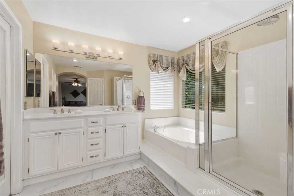 Murrieta, California, 92563, United States, 4 Bedrooms Bedrooms, ,4 BathroomsBathrooms,Residential,For Sale,1829375