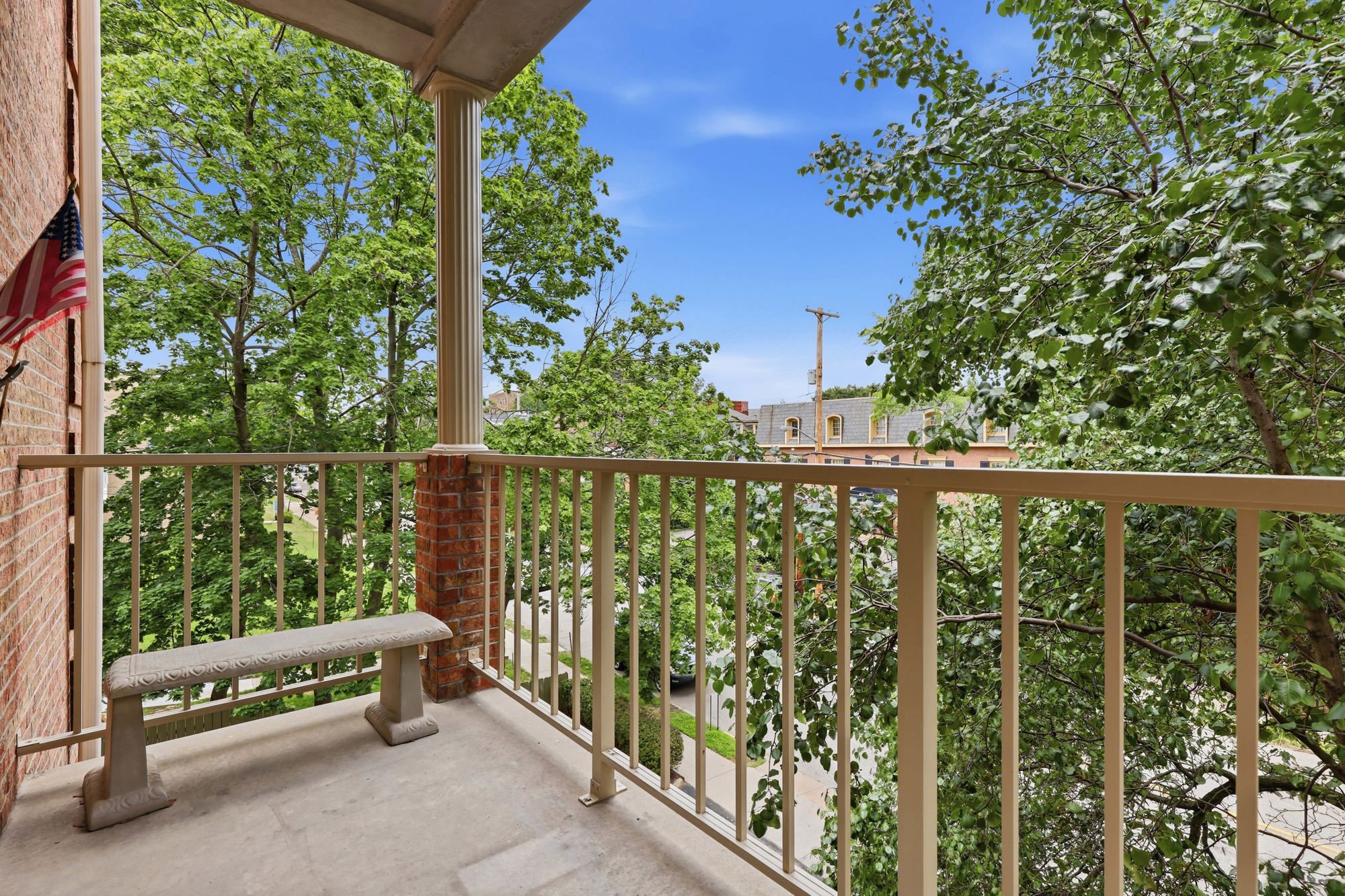  4677 Bayard Street #204, Pittsburgh, PA 15213 - 物件實景