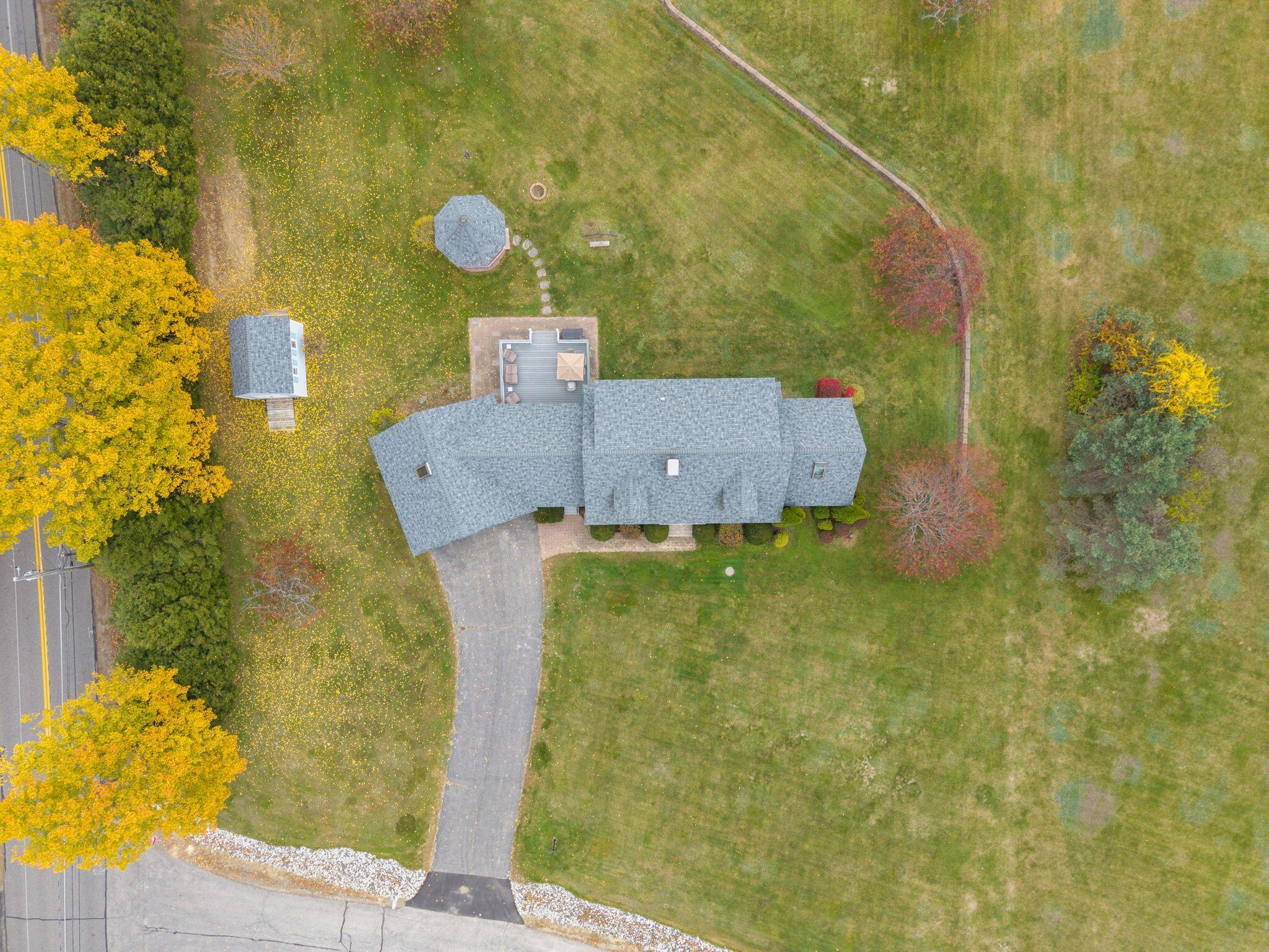 Sanford, Maine, 04083, United States, 3 Bedrooms Bedrooms, ,2 BathroomsBathrooms,Residential,For Sale,1987939