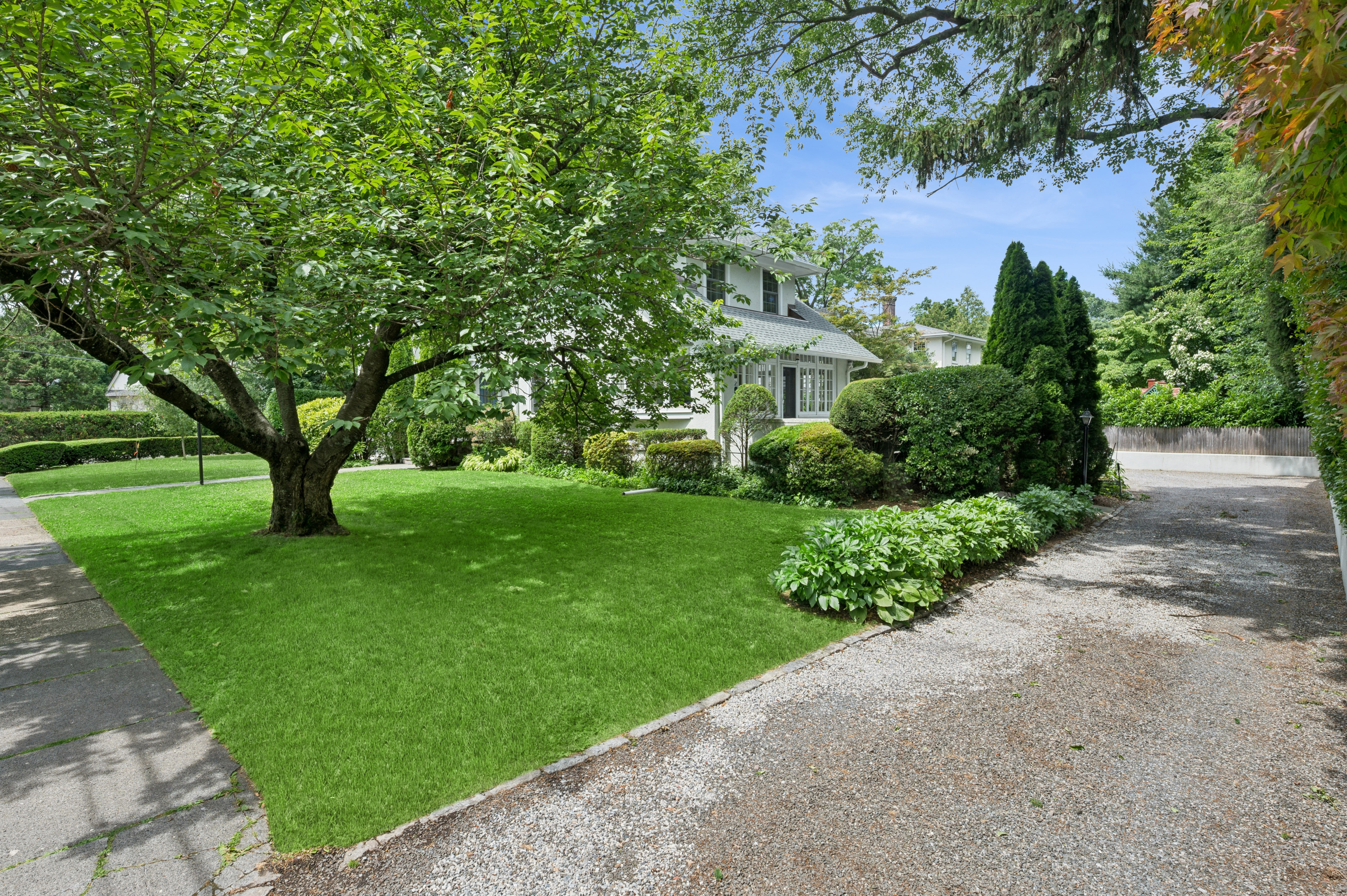  347 Highbrook Avenue - 物件實景