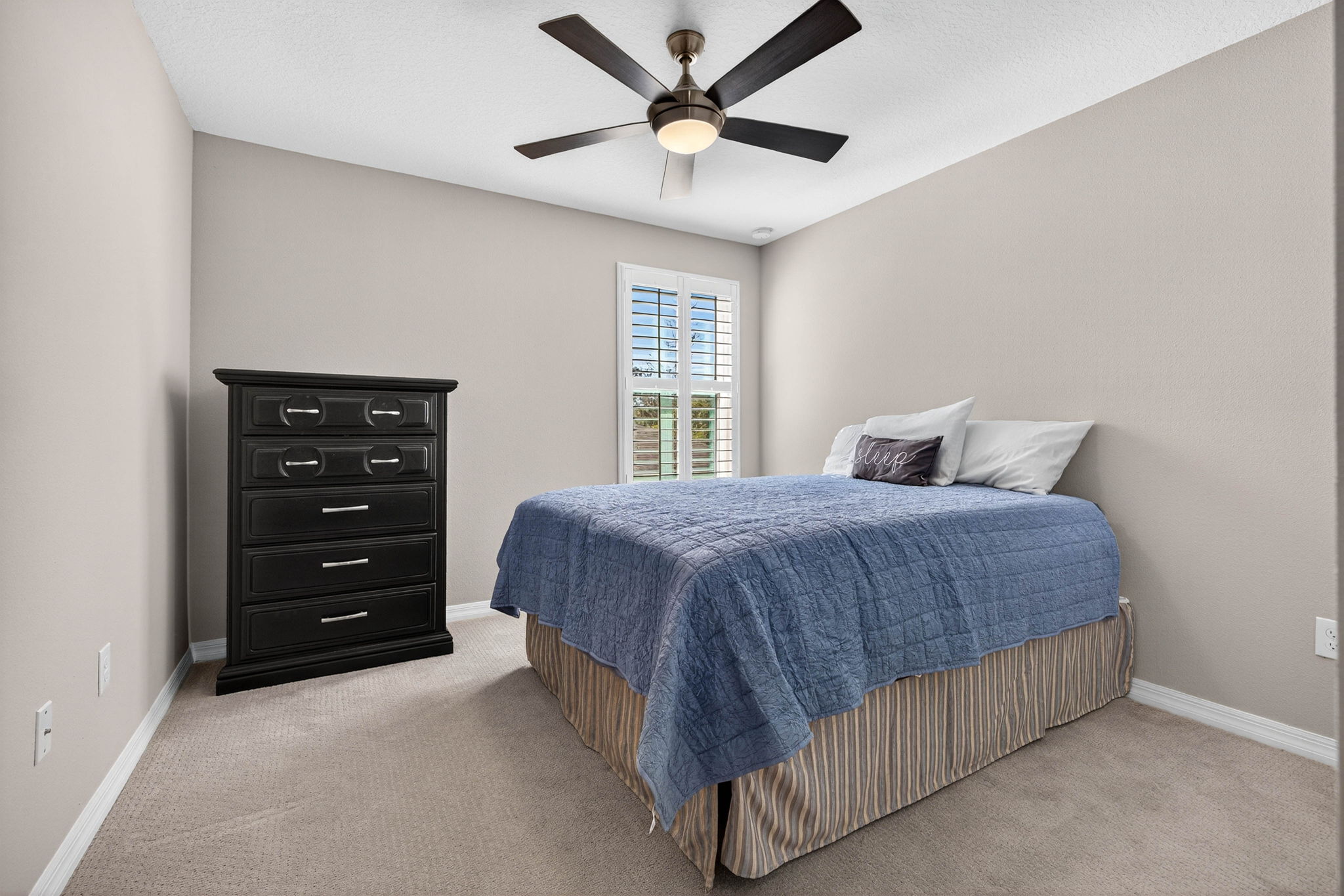 Land O Lakes, Florida, 34637, United States, 5 Bedrooms Bedrooms, ,3 BathroomsBathrooms,Residential,For Sale,1976107