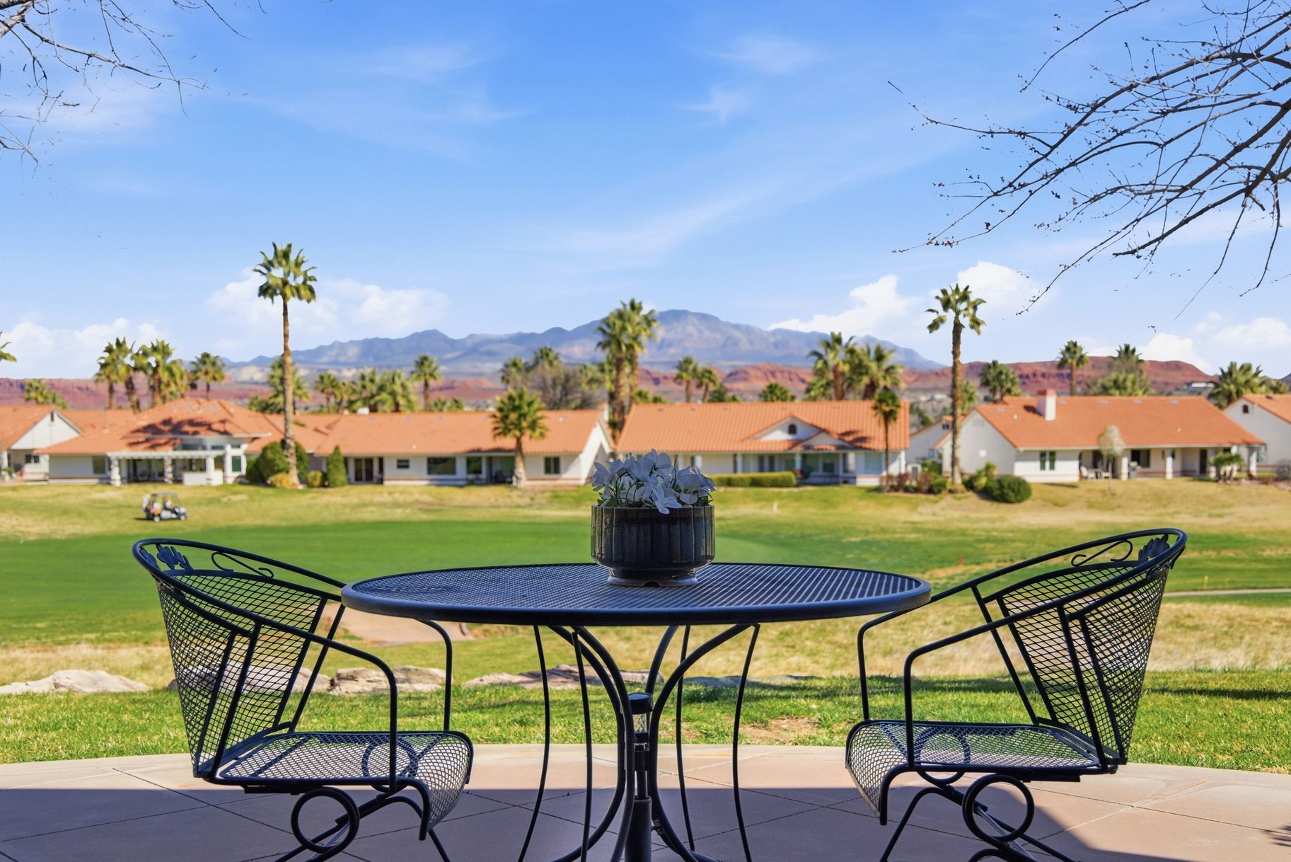  Former Model Home in Sunbrook community sits directly on golf course with Views - 物件實景