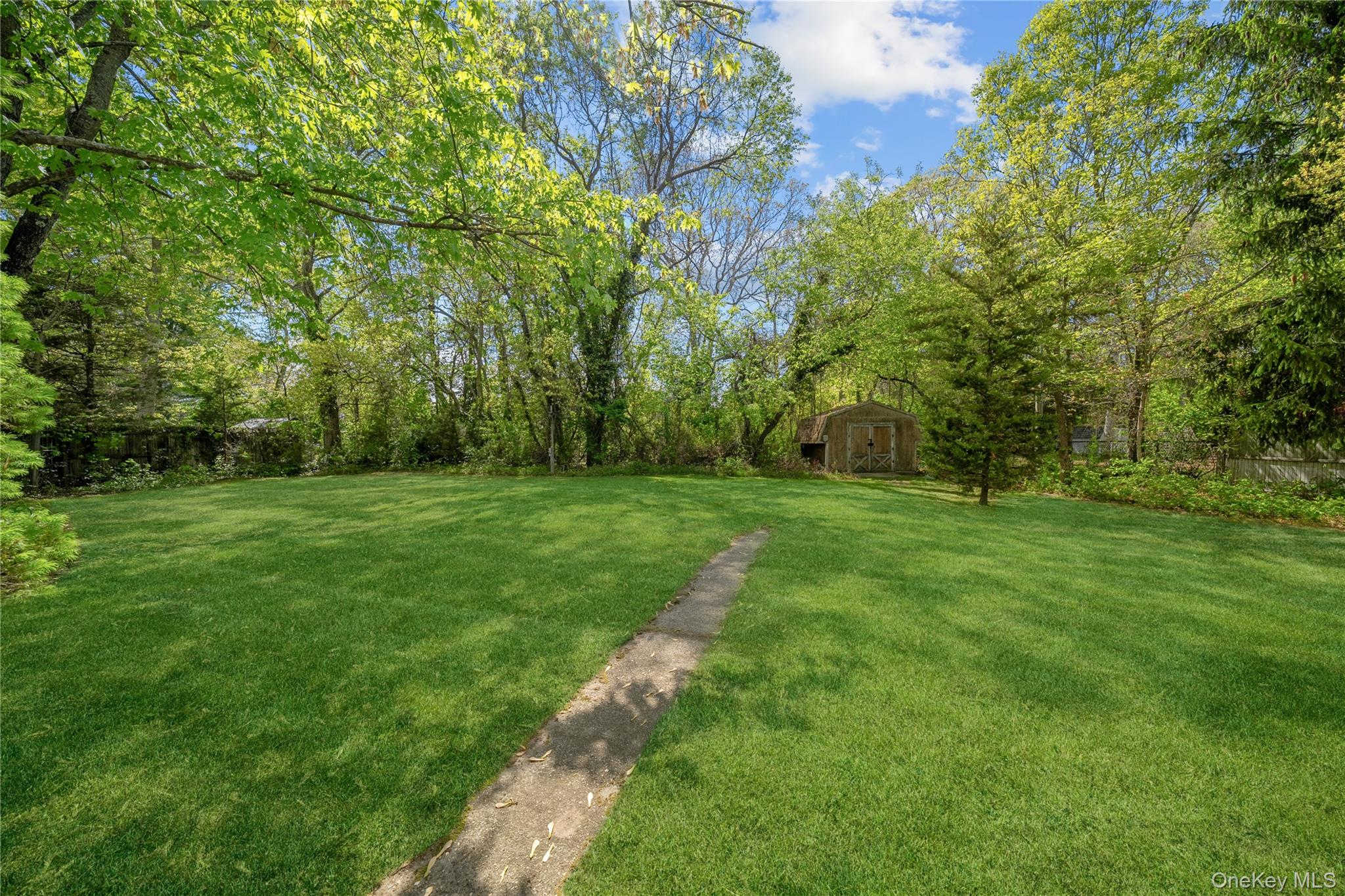  36 Marshall Drive, Selden, NY, 11784 - 物件實景