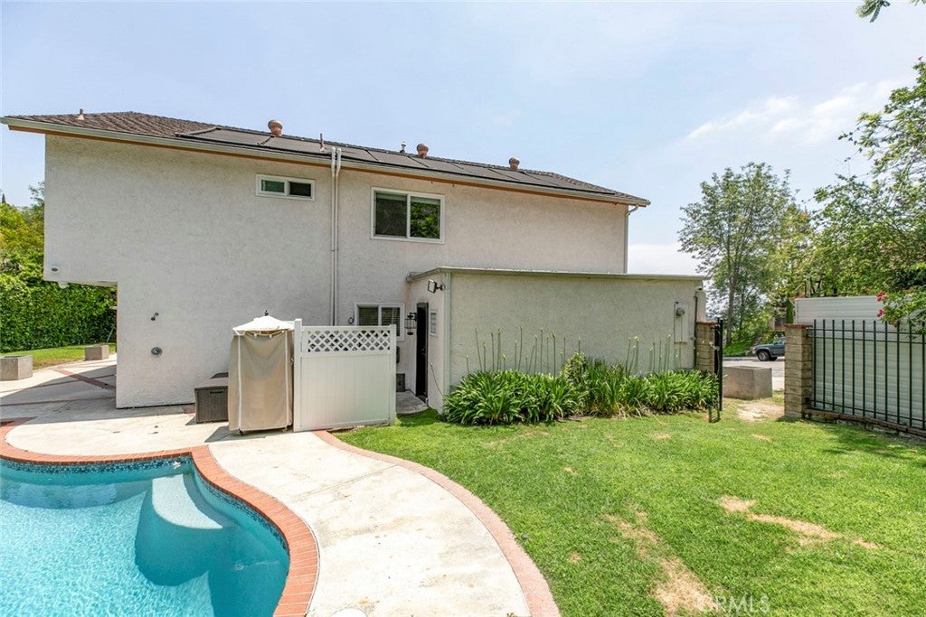 Glendale, California, 91206, United States, 4 Bedrooms Bedrooms, ,3 BathroomsBathrooms,Residential,For Sale,1940917