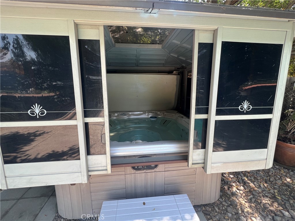 San Bernardino, California, 92404, United States, 3 Bedrooms Bedrooms, ,2 BathroomsBathrooms,Residential,For Sale,1978496