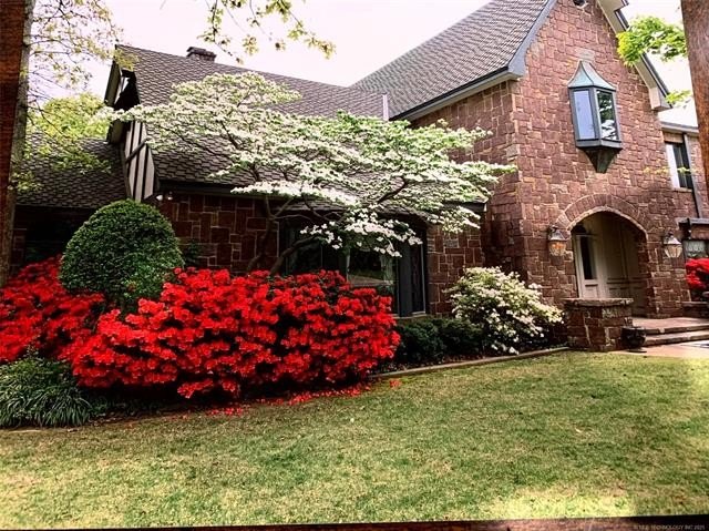 Tahlequah, Oklahoma, 74464, United States, 4 Bedrooms Bedrooms, ,4 BathroomsBathrooms,Residential,For Sale,1975818