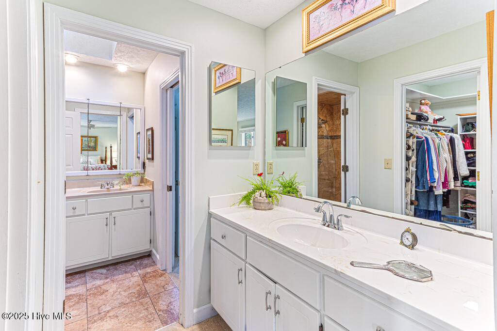 Pinehurst, North Carolina, 28374, United States, 2 Bedrooms Bedrooms, ,2 BathroomsBathrooms,Residential,For Sale,1984734