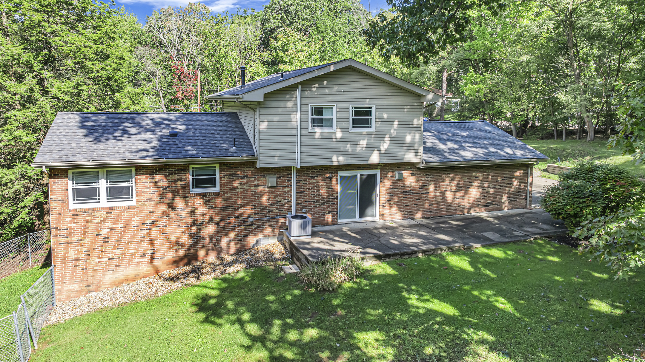  120 West Woodland Drive, Aliquippa, PA 15001 - 物件實景