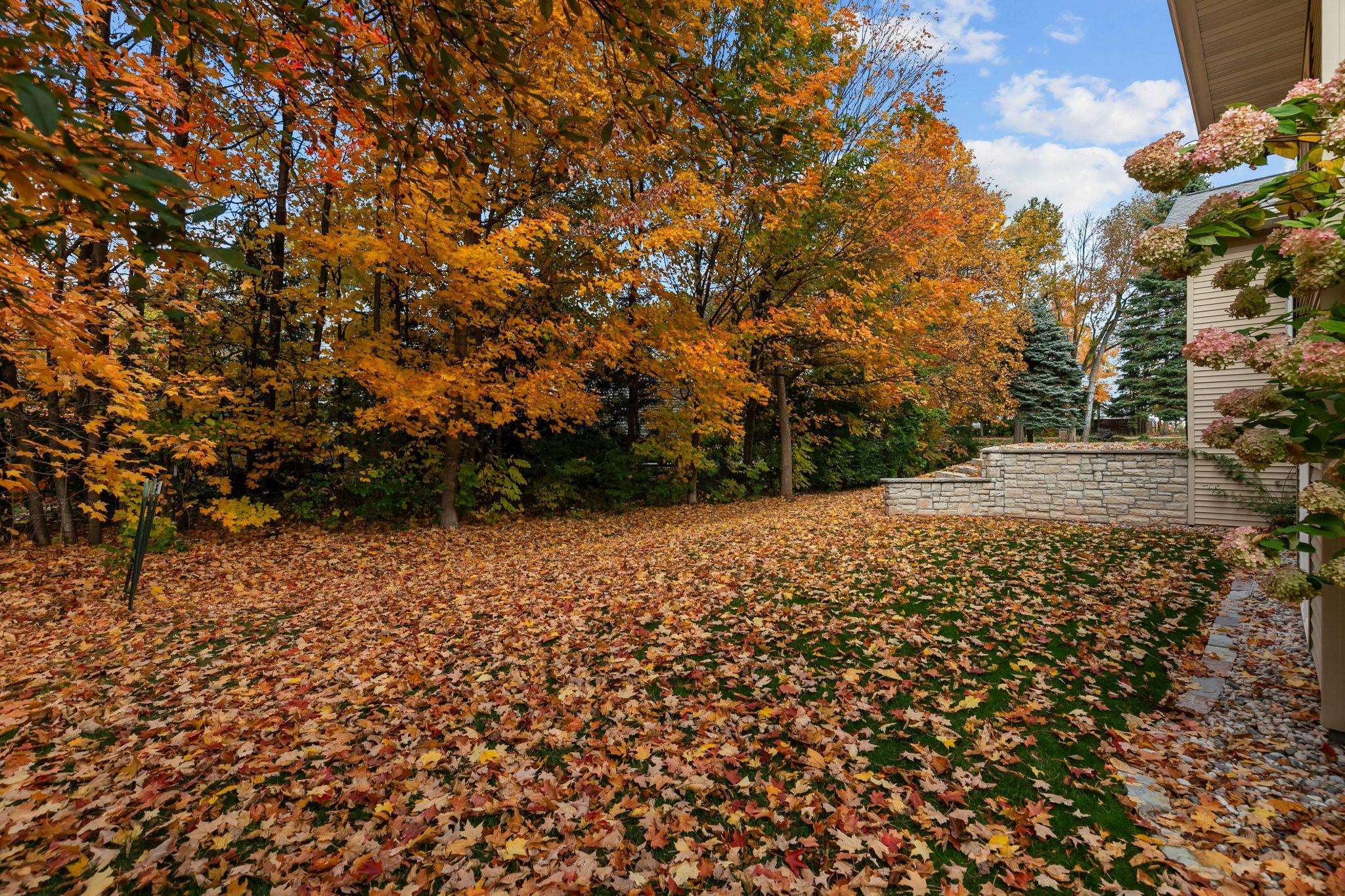 Combined Locks, Wisconsin, 54113, United States, 3 Bedrooms Bedrooms, ,4 BathroomsBathrooms,Residential,For Sale,1976414