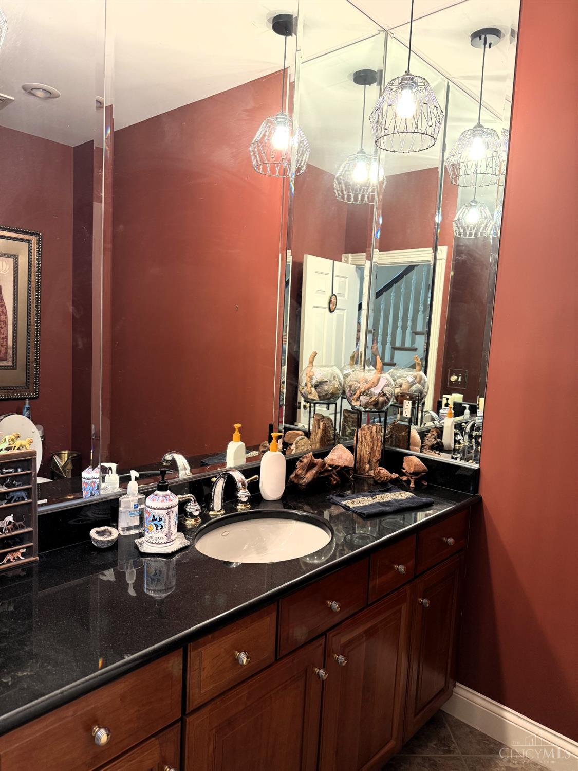 Montgomery, Ohio, 45242, United States, 5 Bedrooms Bedrooms, ,6 BathroomsBathrooms,Residential,For Sale,1914121