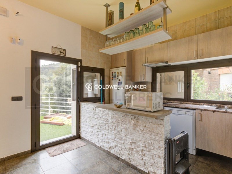 Barcelona, Barcelona, Sarri? - Sant Gervasi, Vallv, Barcelona, Catalonia, ES, 6 Bedrooms Bedrooms, ,4 BathroomsBathrooms,Residential,For Sale,Barcelona, Barcelona, Sarri? - Sant Gervasi, Vallv,1448658