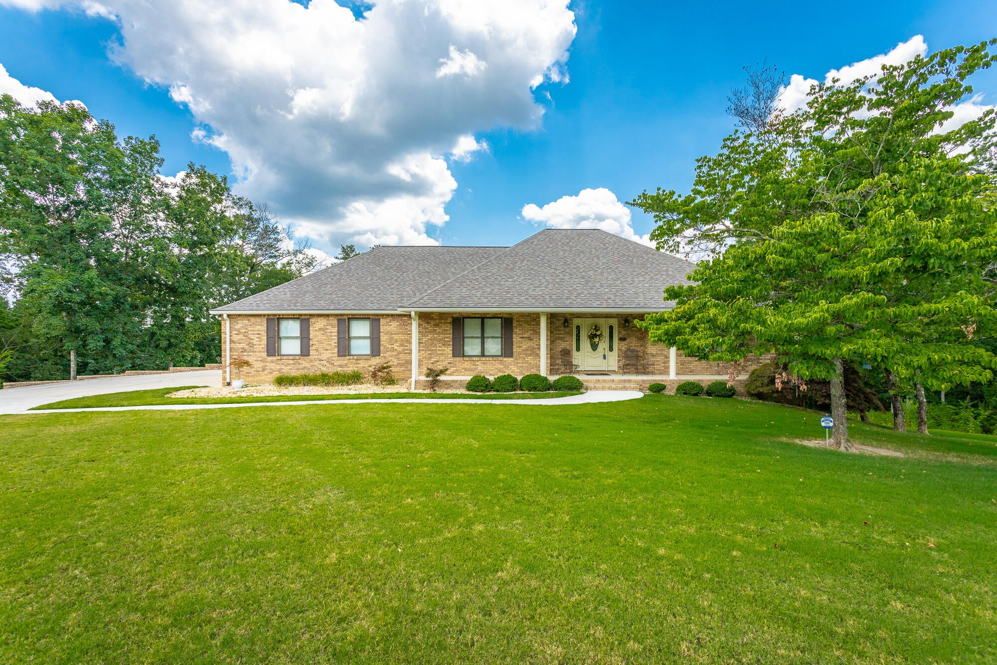 224 Heritage Place, Ringgold, Georgia, 30736, United States, 3 Bedrooms Bedrooms, ,4 BathroomsBathrooms,Residential,For Sale,224 Heritage Place,1657049