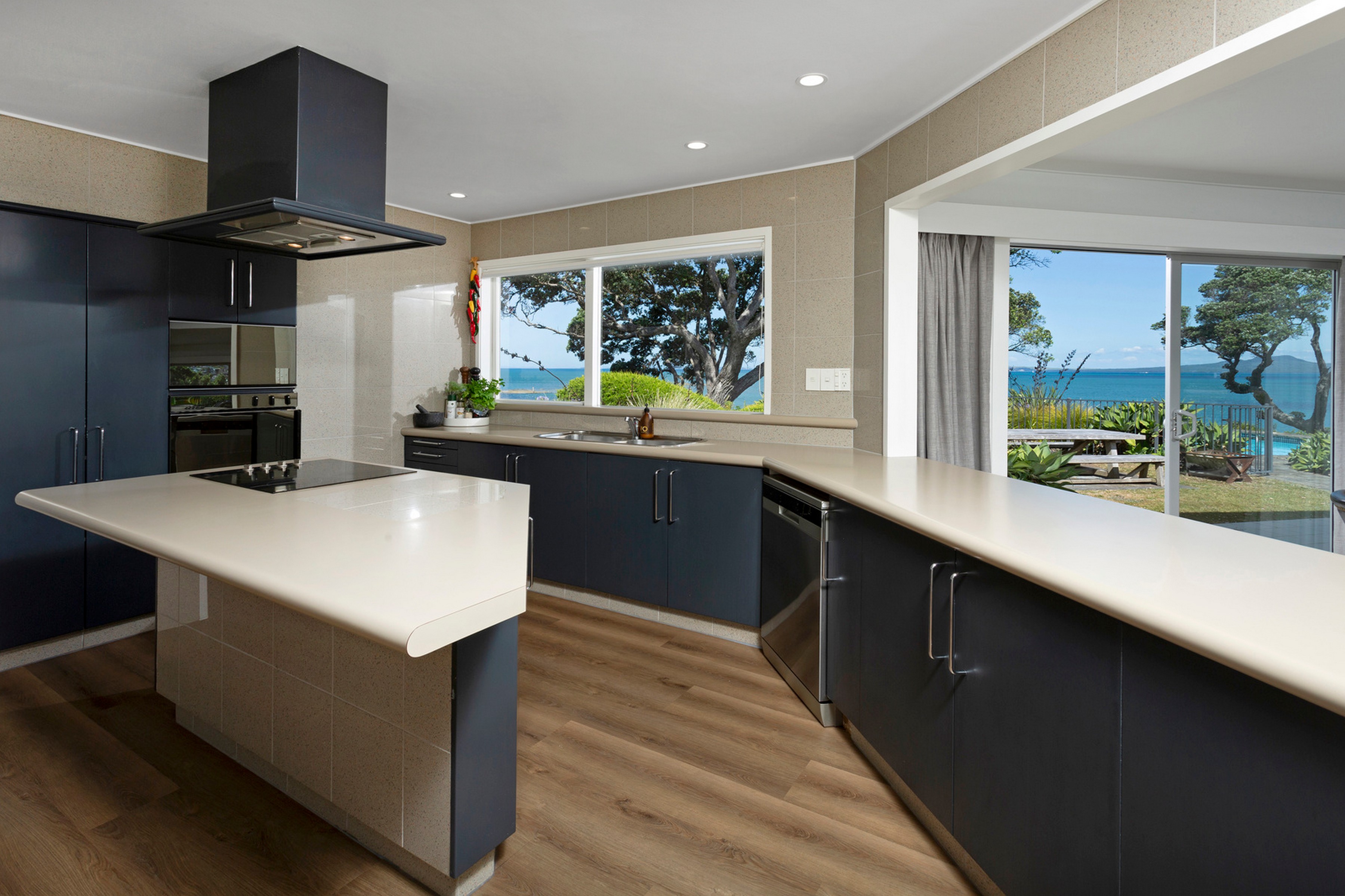  4,889 sq m Waterfront Peninsula - 物件實景