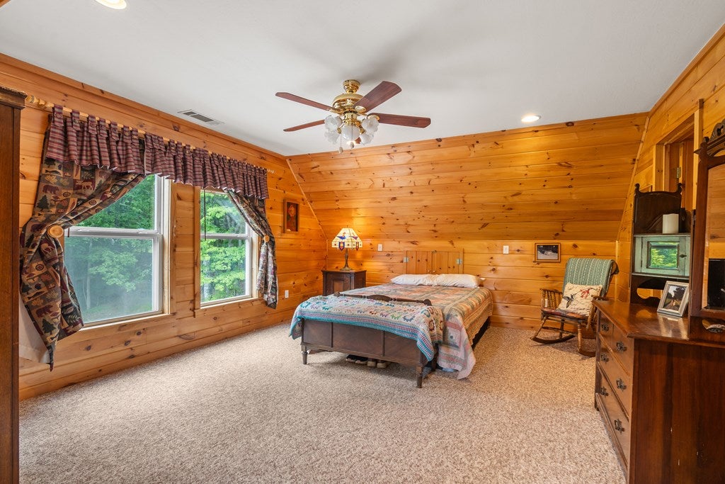 Morganton, Georgia, 30560, United States, 3 Bedrooms Bedrooms, ,3 BathroomsBathrooms,Residential,For Sale,1903694