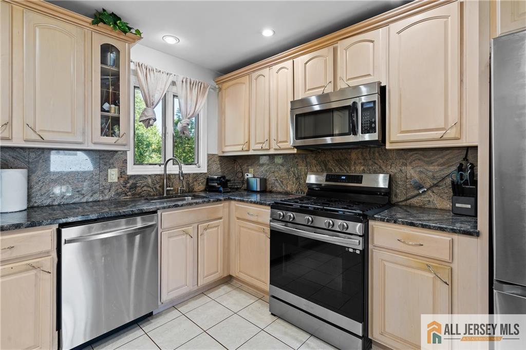 Monroe, New Jersey, 08831, United States, 3 Bedrooms Bedrooms, ,3 BathroomsBathrooms,Residential,For Sale,1982865