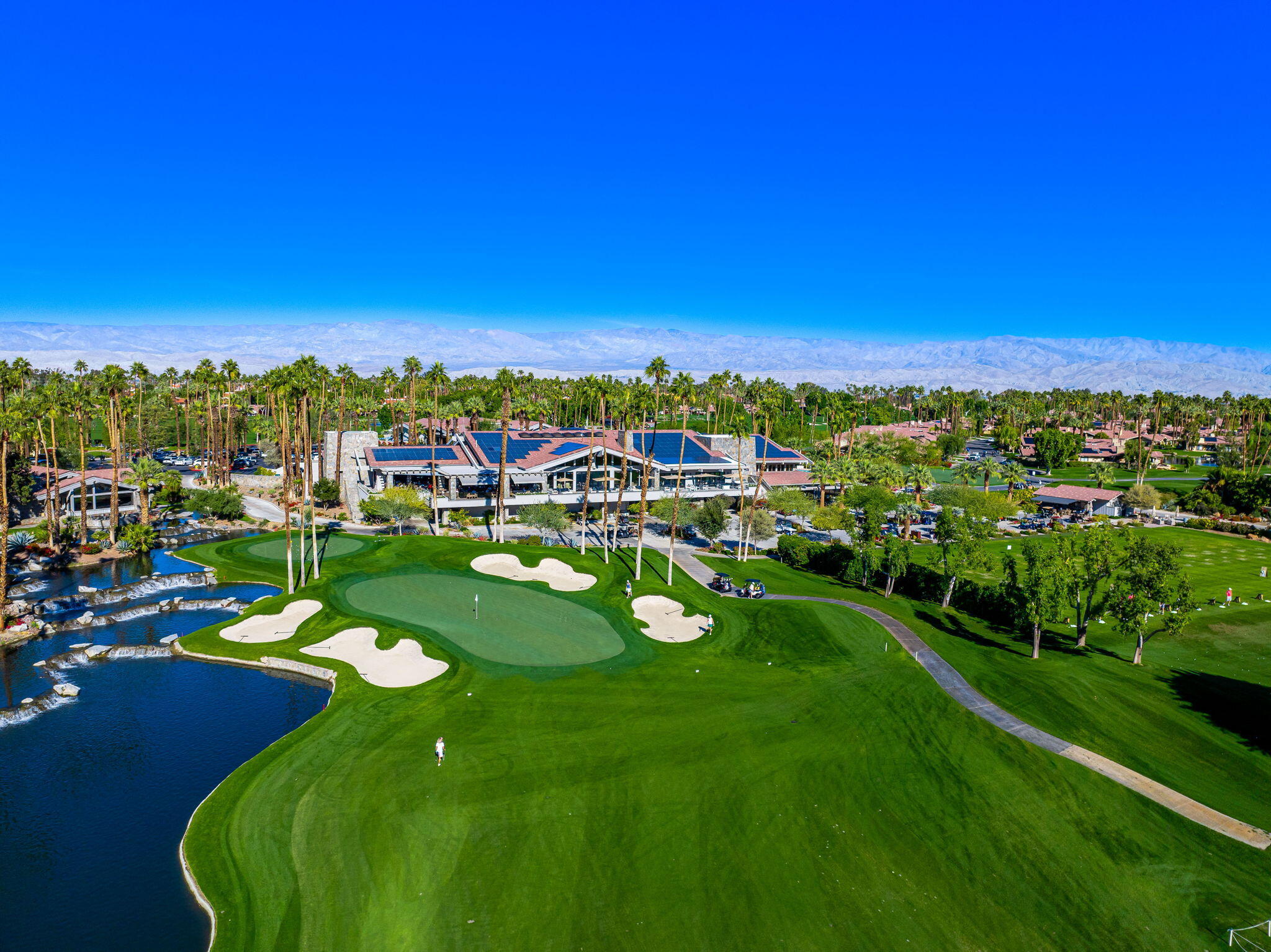 Palm Desert, California, 92211, United States, 2 Bedrooms Bedrooms, ,2 BathroomsBathrooms,Residential,For Sale,2003447