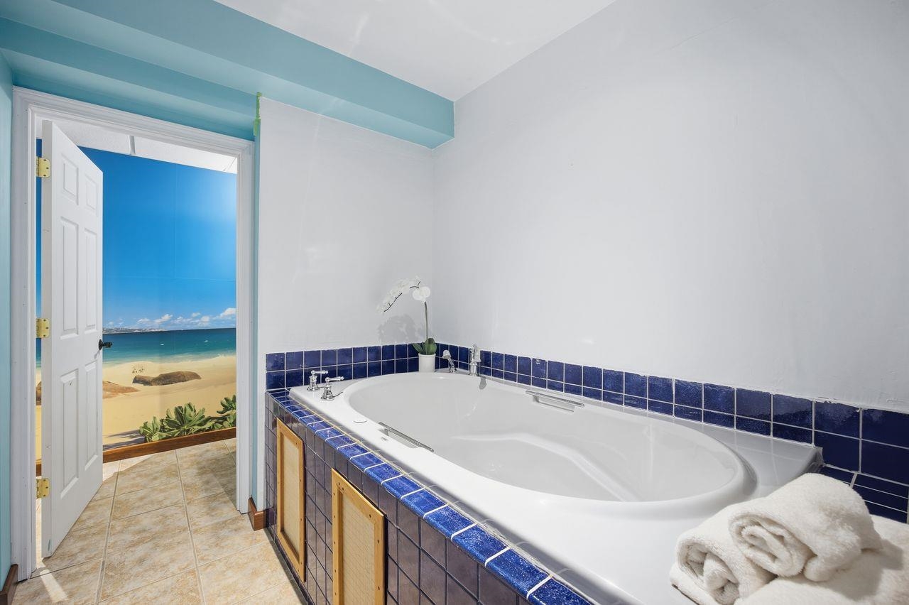 Meredith, New Hampshire, 03253, United States, 2 Bedrooms Bedrooms, ,3 BathroomsBathrooms,Residential,For Sale,1988258