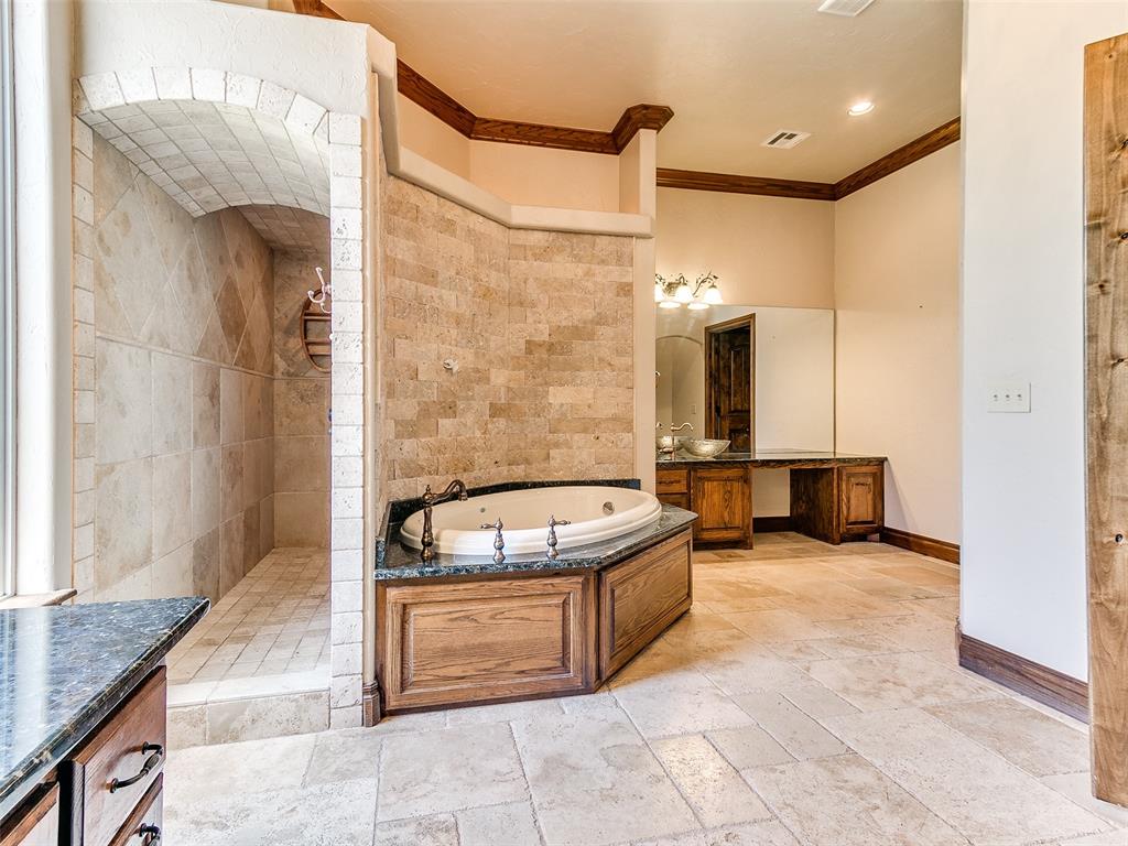 Choctaw, Oklahoma, 73020, United States, 4 Bedrooms Bedrooms, ,5 BathroomsBathrooms,Residential,For Sale,1978784