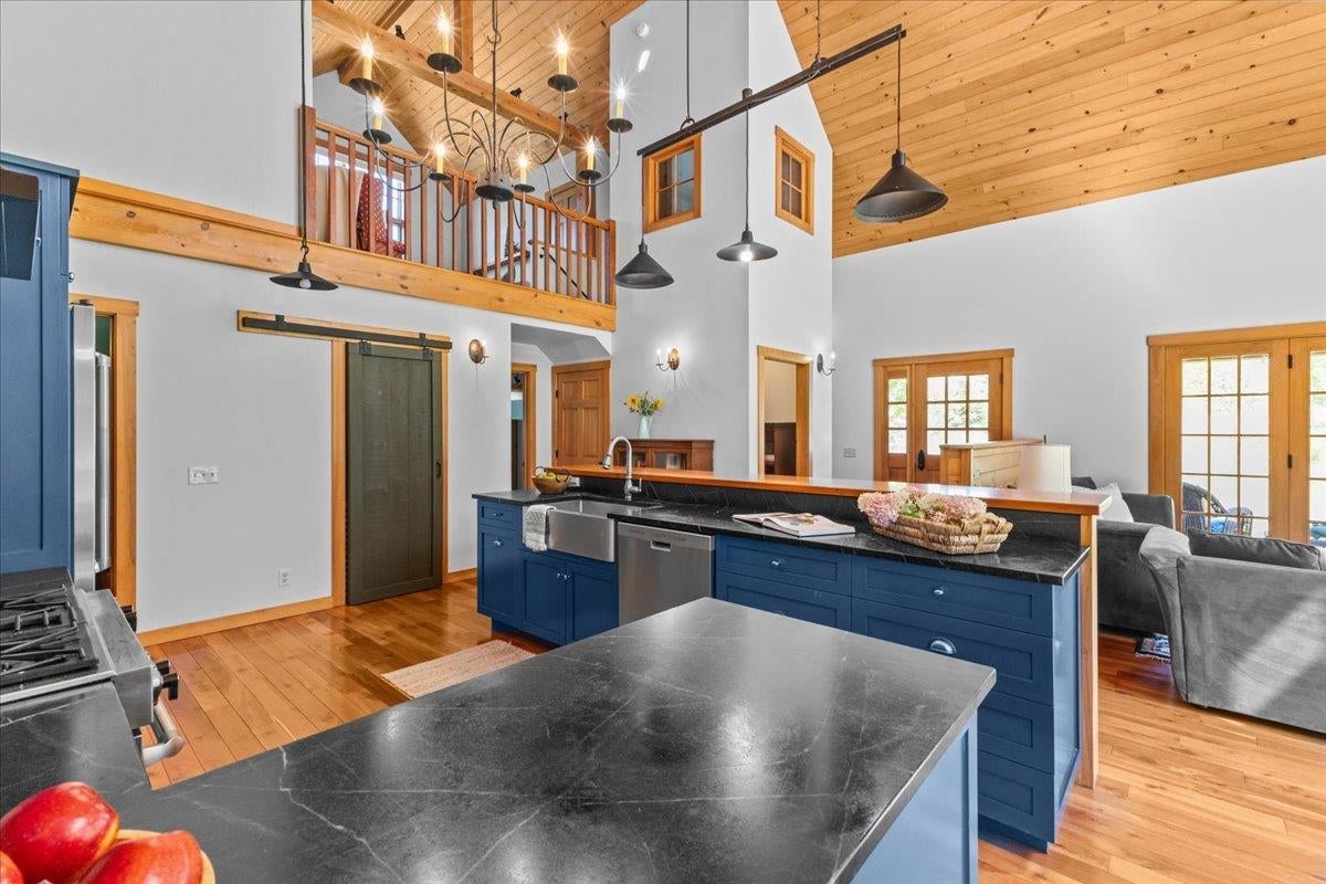 Stowe, Vermont, 05672, United States, 4 Bedrooms Bedrooms, ,3 BathroomsBathrooms,Residential,For Sale,1939915